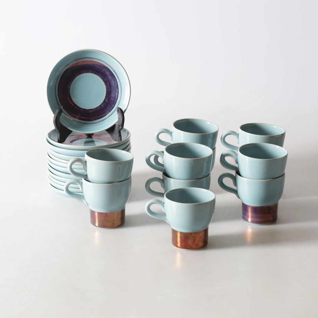 KAFFEKOPPAR med UNDERFAT, (11+12) st, stengods, Höganäs, 1970-tal.