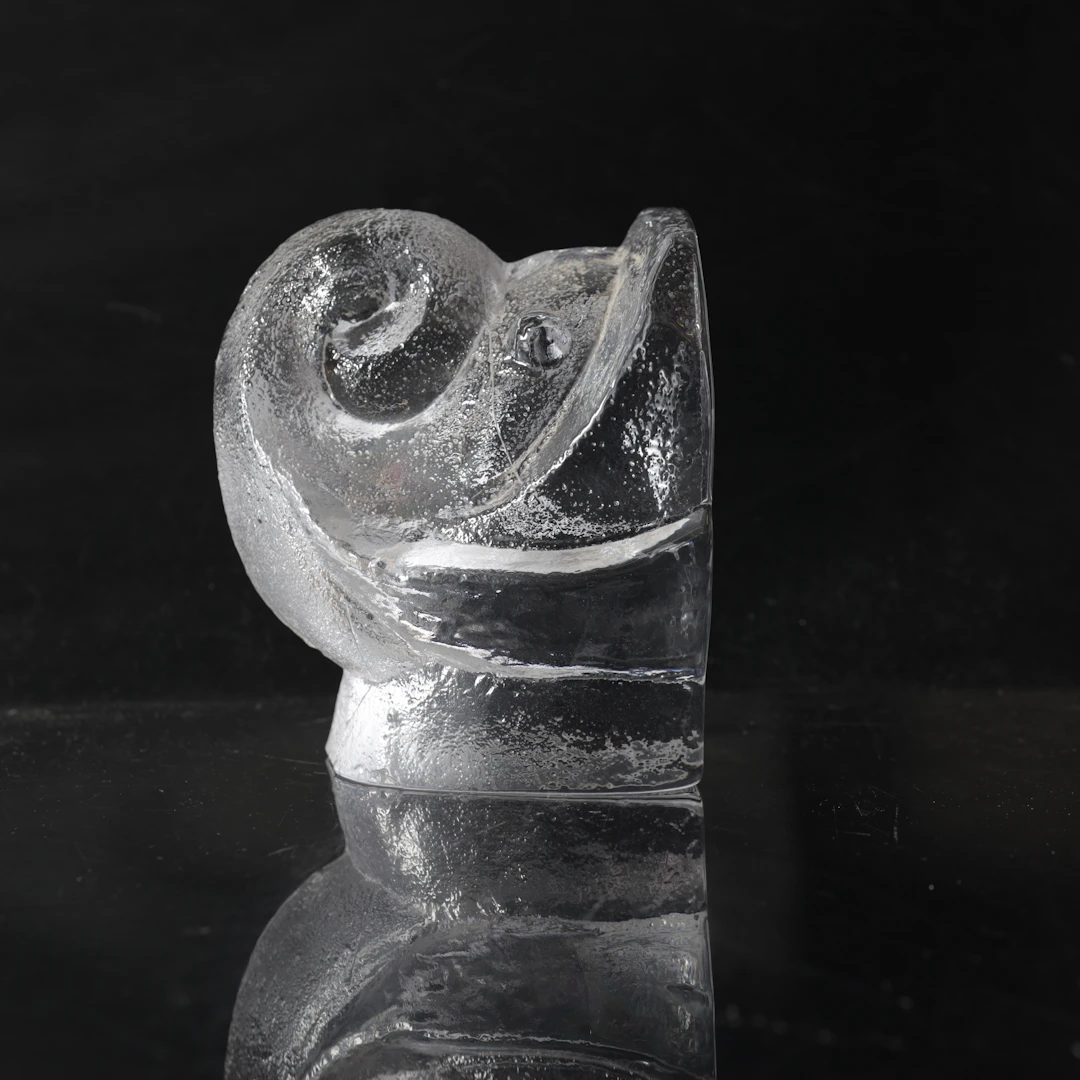 LARS HELLSTEN. bokstöd, glas, Skruf, signerad.