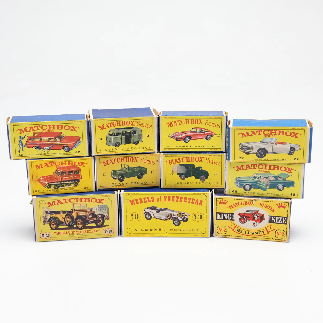 LEKSAKSBILAR, 11 st i lådor, Matchbox, Lesney, England.