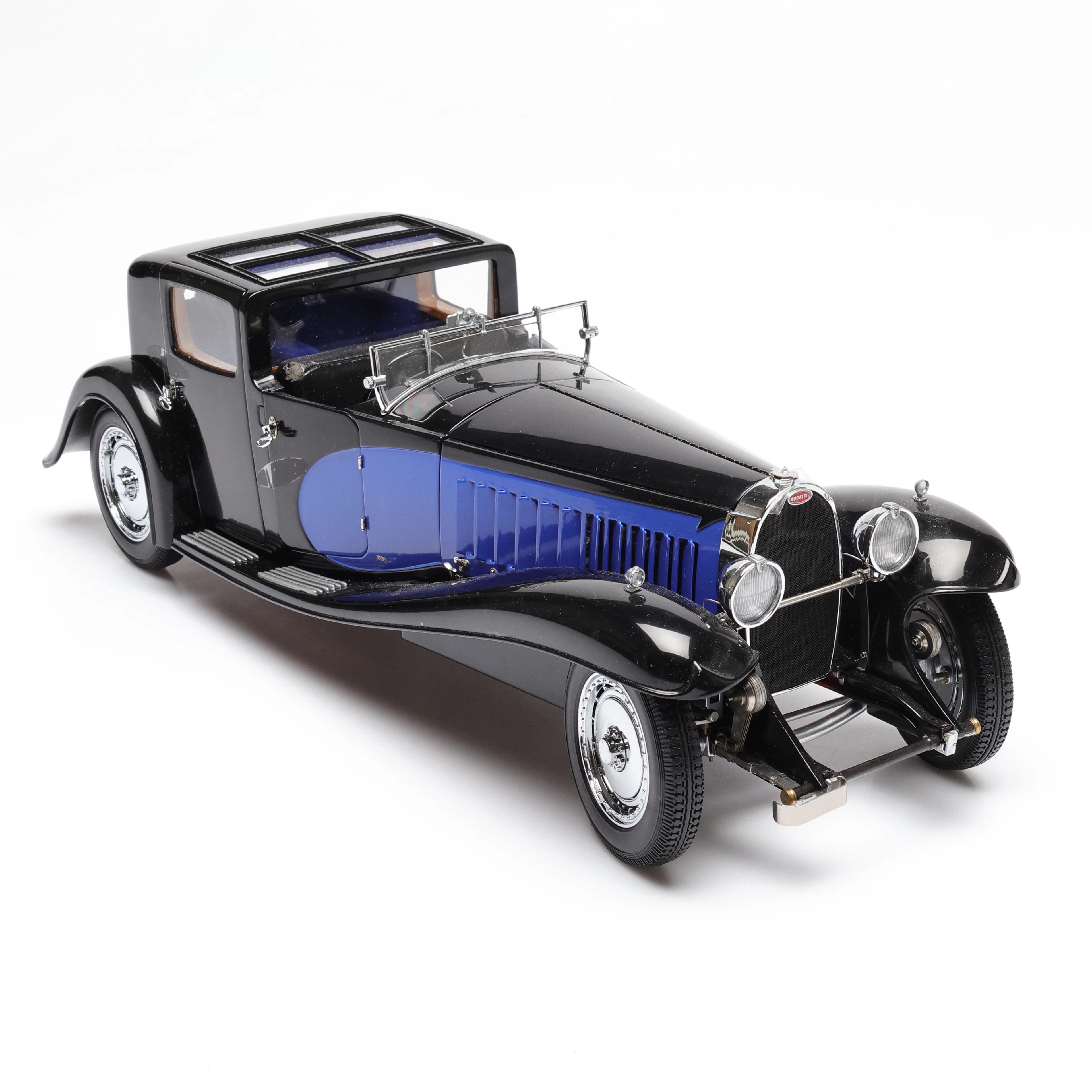 BILMODELL, skala 1:18, Bugatti Royale 1930, Coupé de Ville Chassis, Bauer.