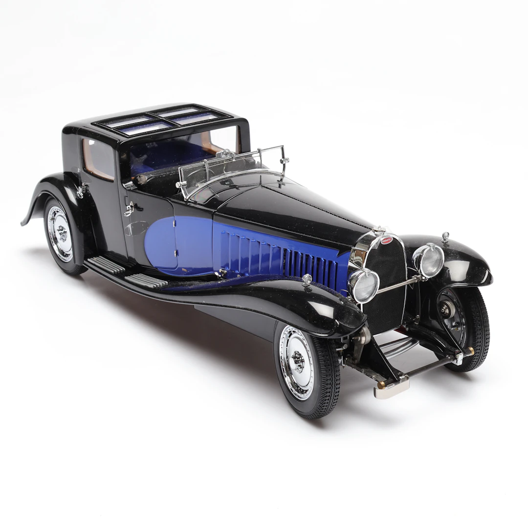 BILMODELL, skala 1:18, Bugatti Royale 1930, Coupé de Ville Chassis, Bauer.