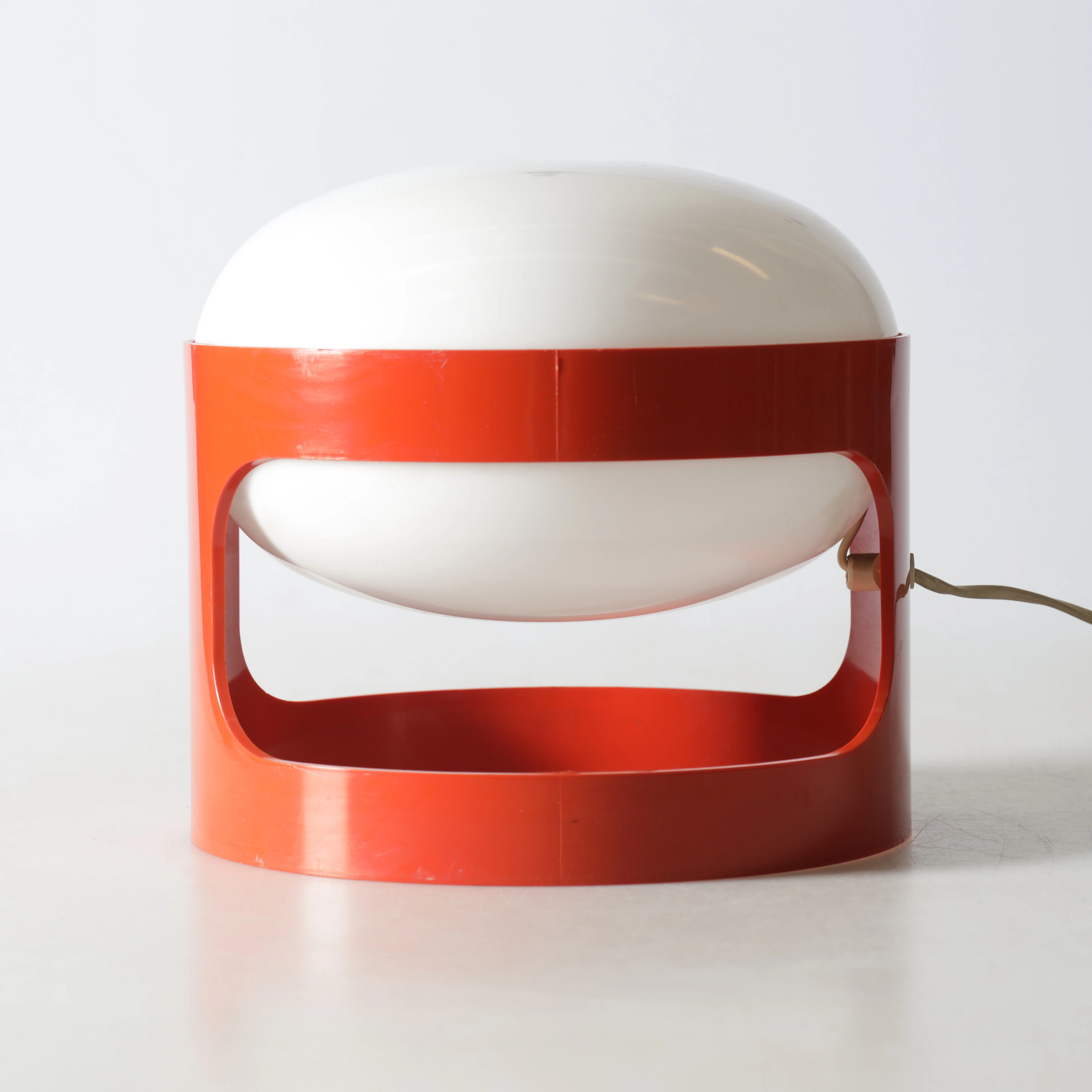 JOE COLOMBO. Bordslampa, "Sinjet", plast, Husqvarna, 1960/70-tal.