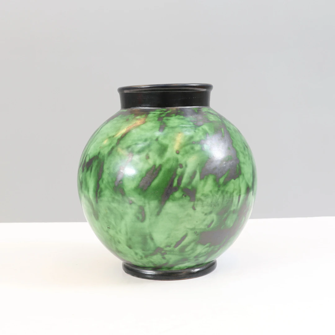 ERIK MORNILS. Vas, keramik, art deco, Nittsjö, 1900-tal.