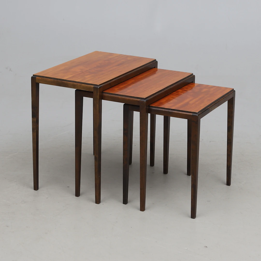 SATSBORD, 3 delar, Swedish modern, Reiners Möbelfabrik, Mjölby, 1940-tal.