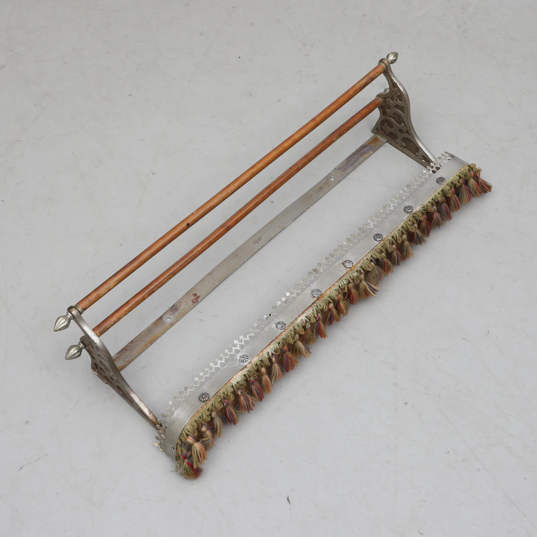 HANDDUKSHYLLA, Julius Eriksson, Örebro, omkring 1900.