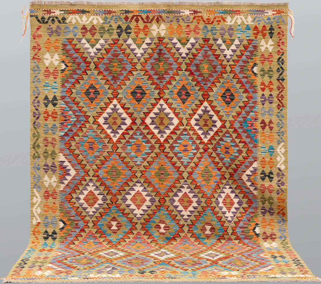 ORIENTMATTA. Kelim klassisk design, 258 x 188 cm.