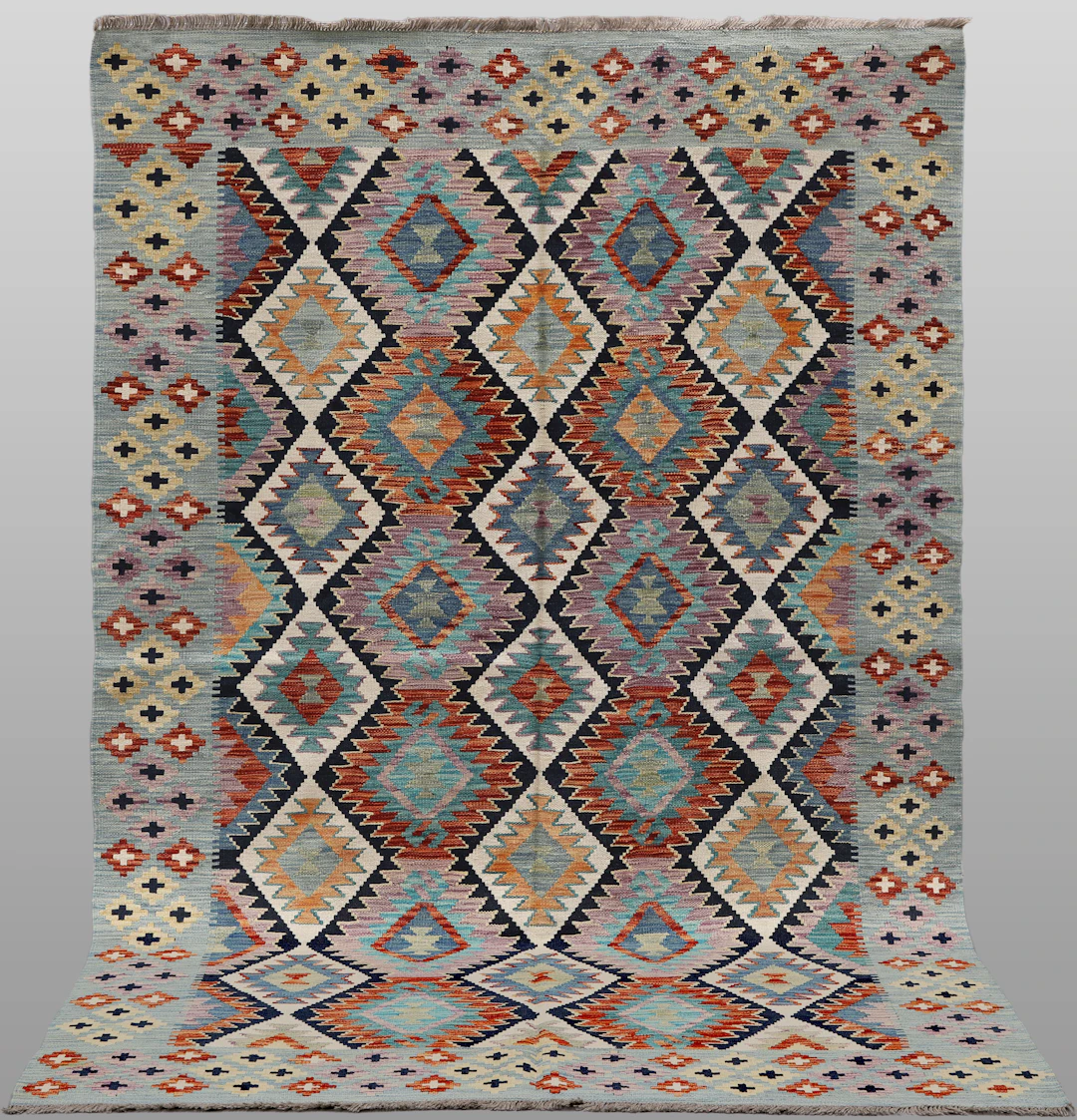 ORIENTMATTA. Kelim klassisk design, 251 x 163 cm.