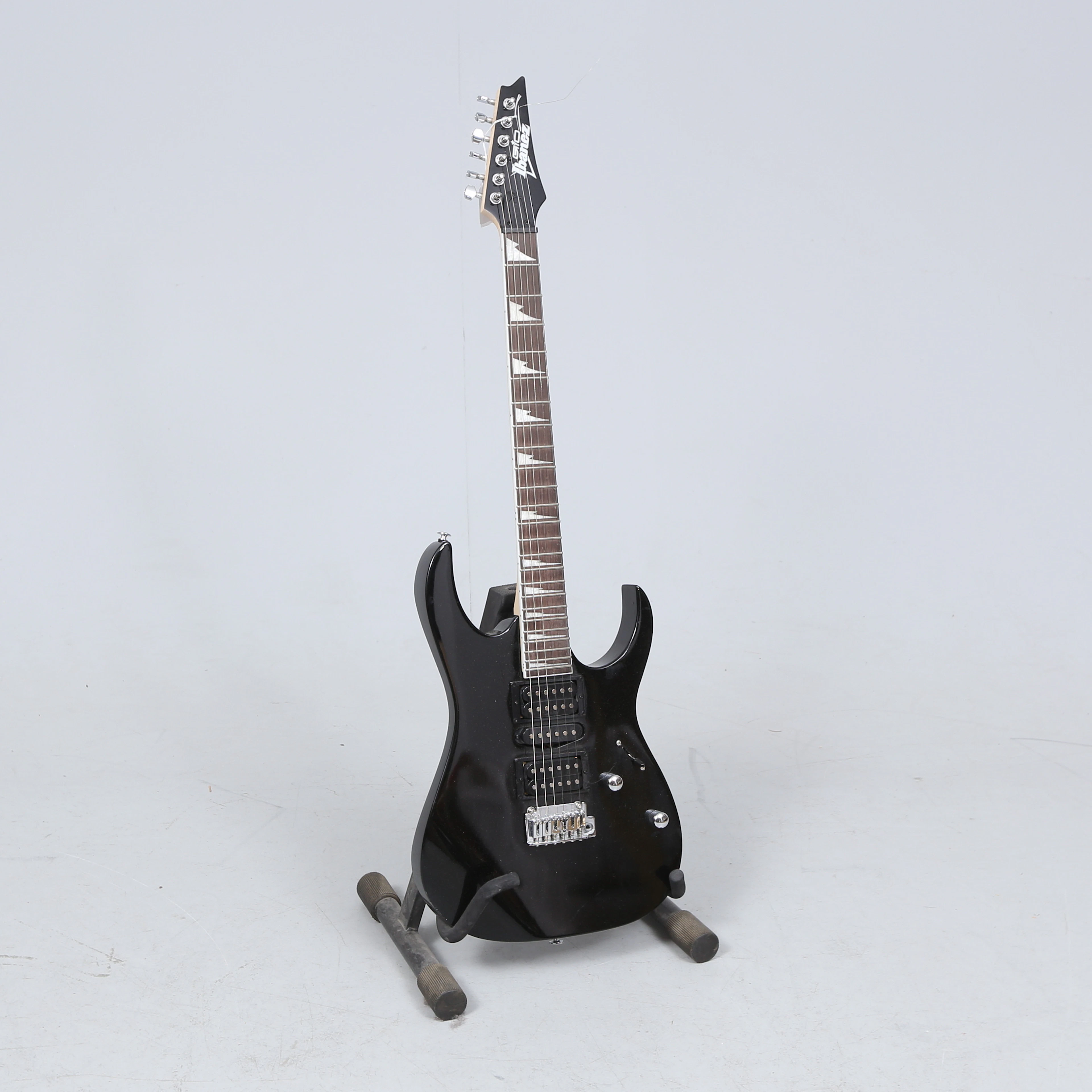 ELGITARR, Gio, Ibanez.