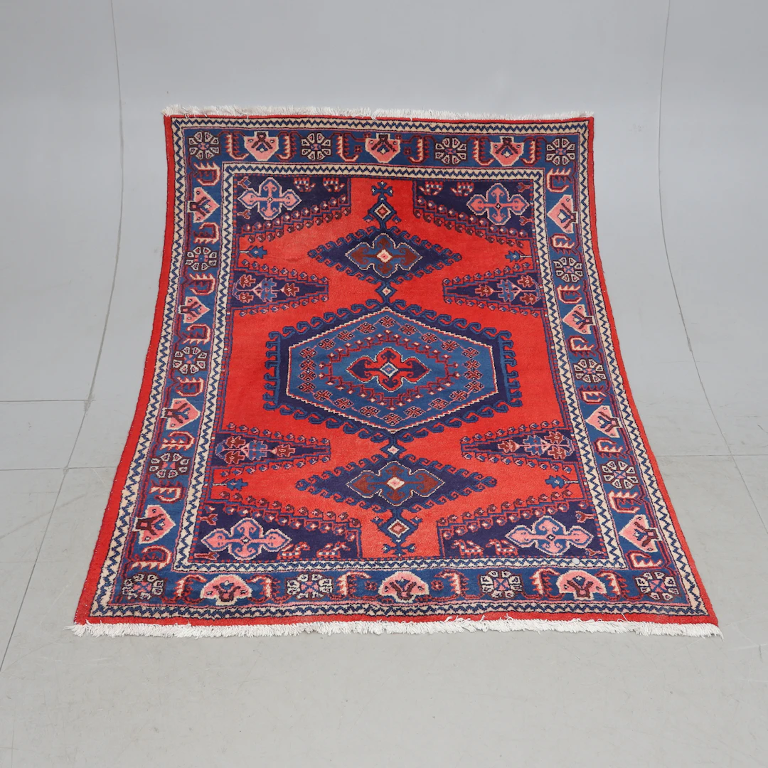 MATTA, orientalisk, Wiss. Ca 210x159 cm.