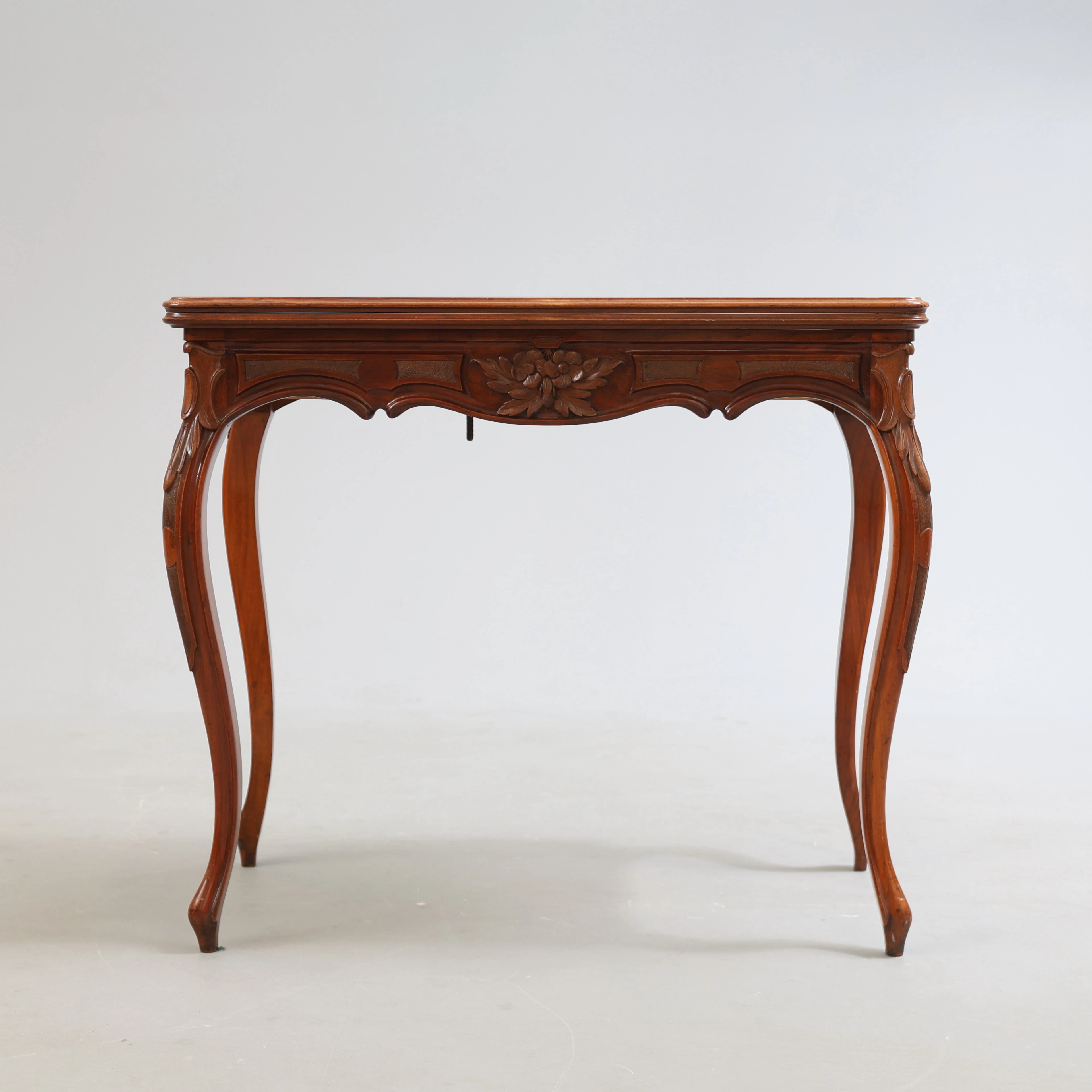 SPELBORD, rokoko-stil, 1900-tal.