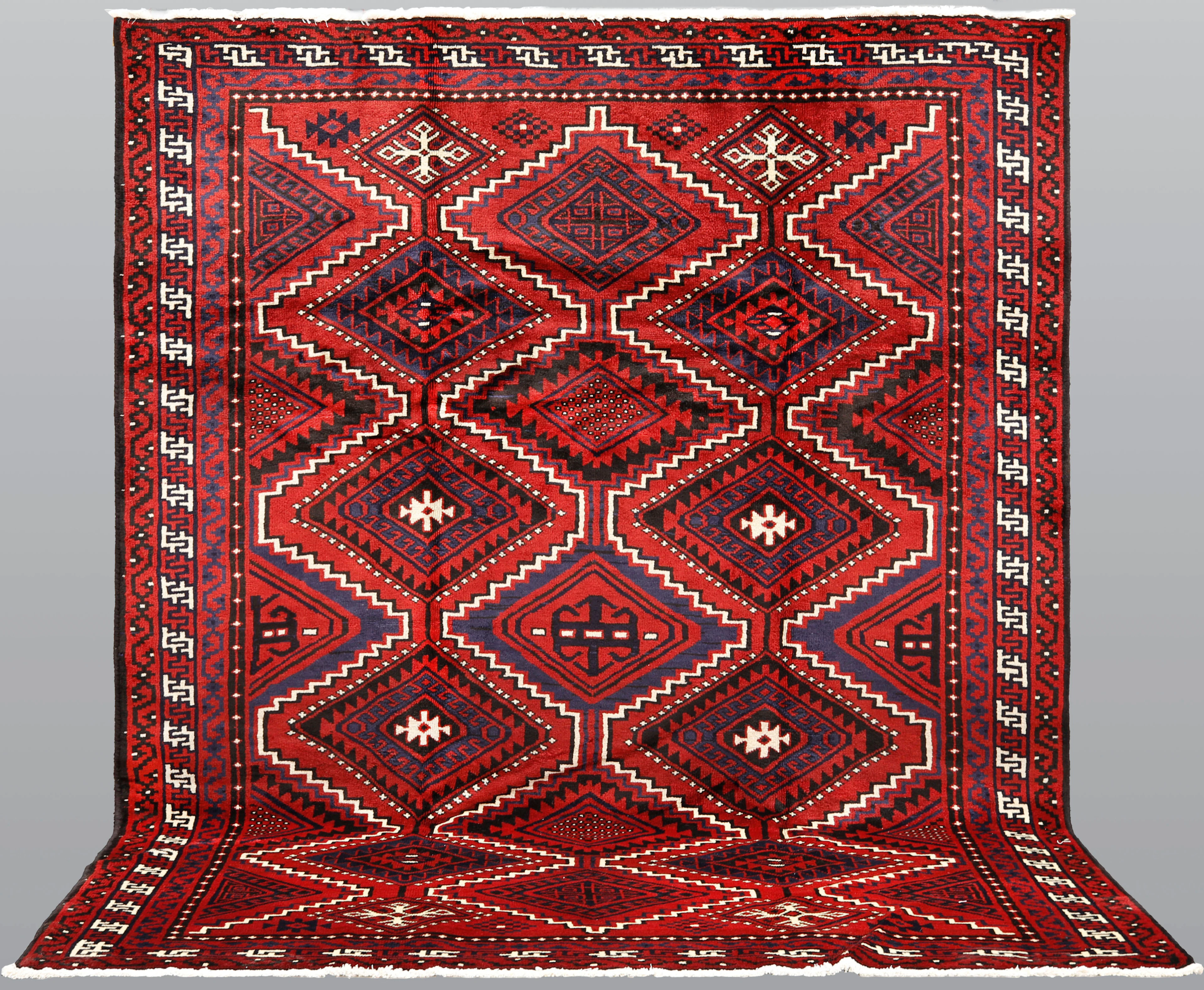 ORIENTMATTA. Lori, 300 x 230 cm.