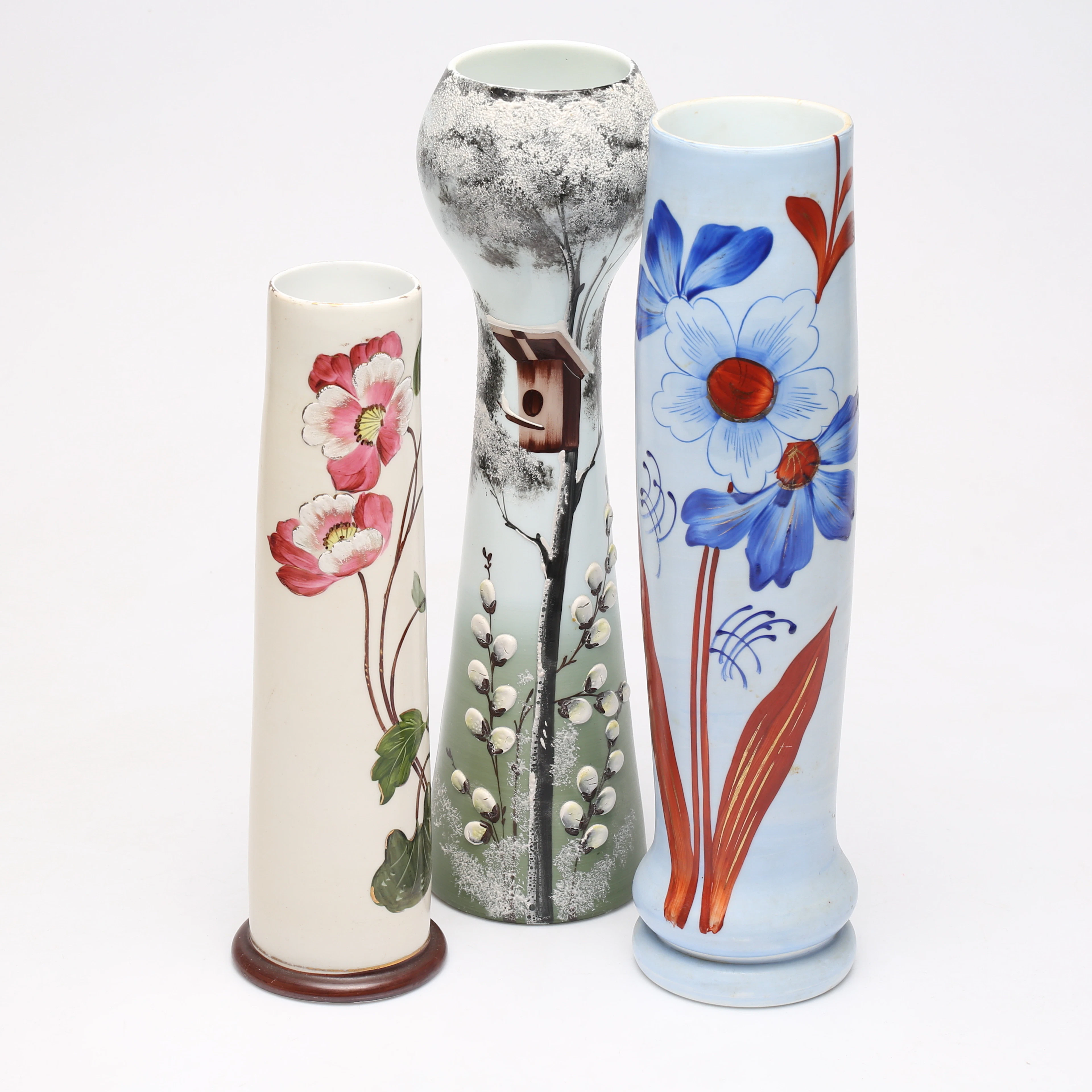VASER, 3 st, bemålade, flussglas, tidigt 1900-tal.