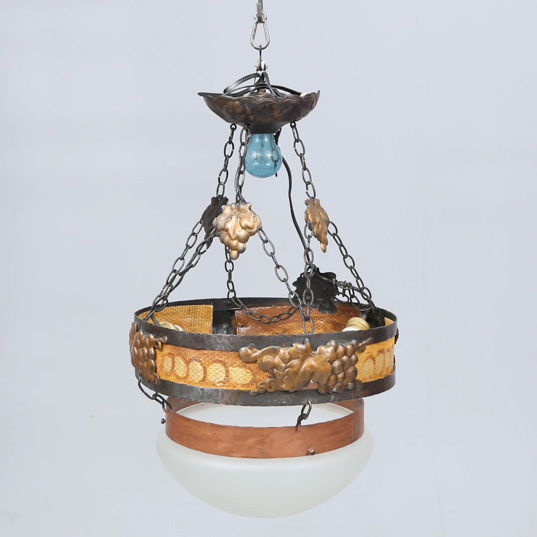 TAKLAMPA, jugend-stil, 1900-talets första hälft, höjd ca. 60 cm.