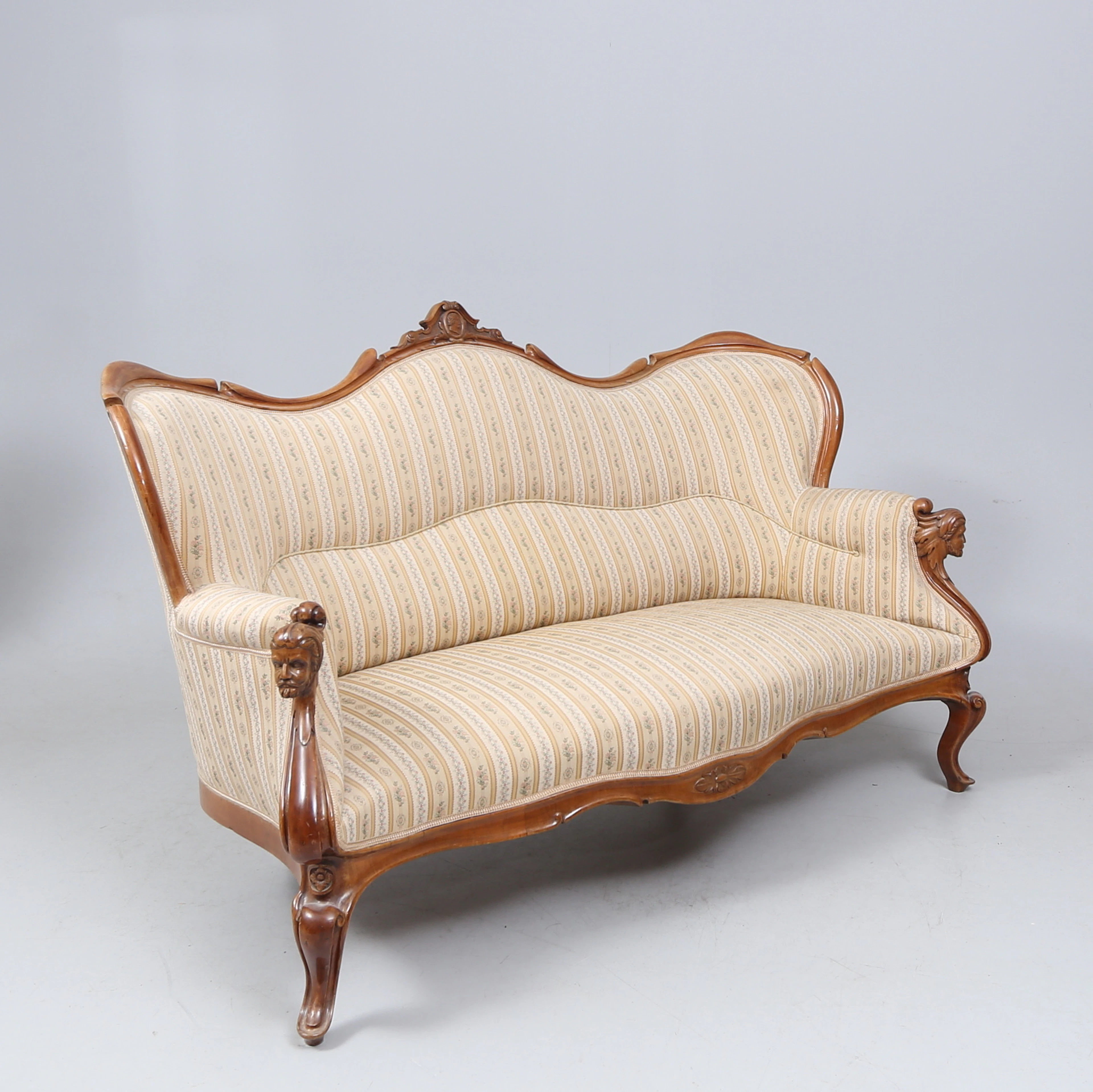 SOFFA, nyrokoko-stil, 1900-talets första hälft.