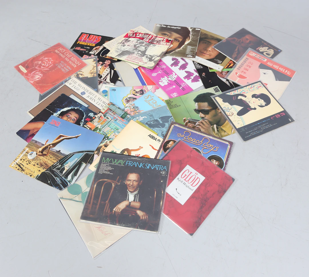 VINYL, ca 30 stycken.