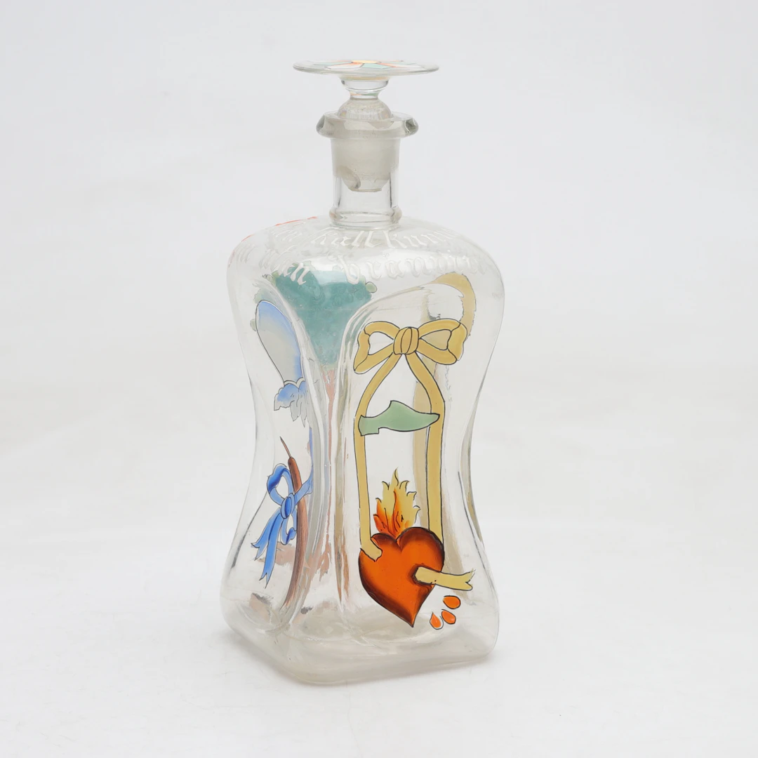 BRÄNNVINSFLASKA, målad dekor, möjligen Cedersbergs glasbruk 17/1800-tal.