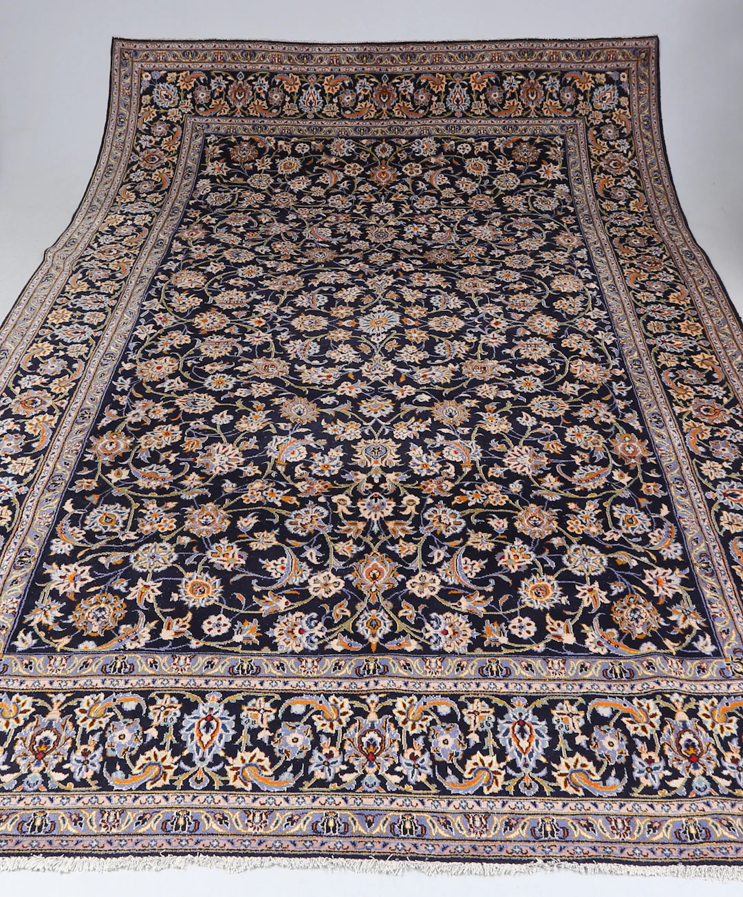 MATTA, Keshan, ca 420 x 310 cm.