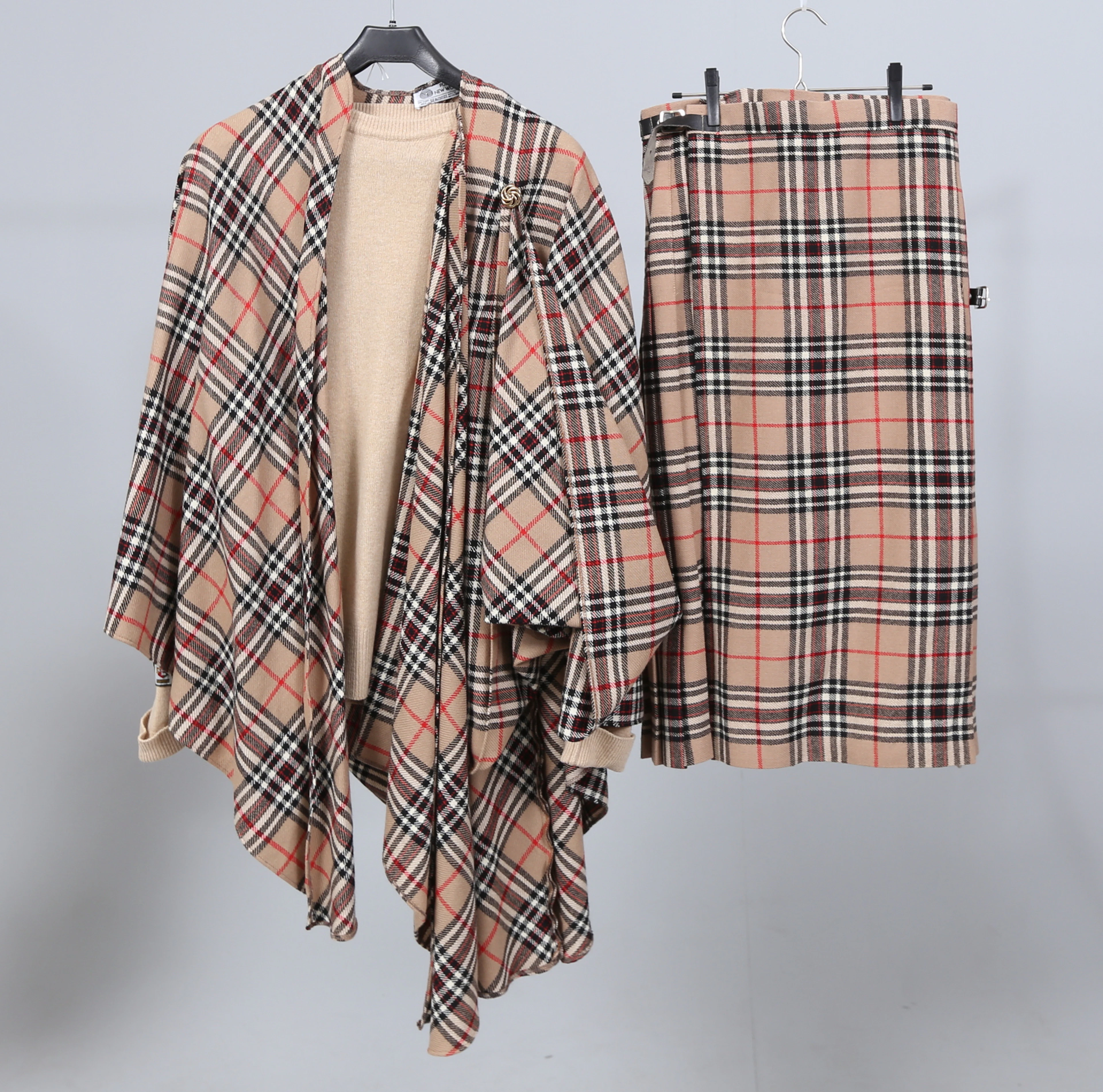 Ensemble, tre delar, ylle, b.la. Alan Paine, Storbritanien.