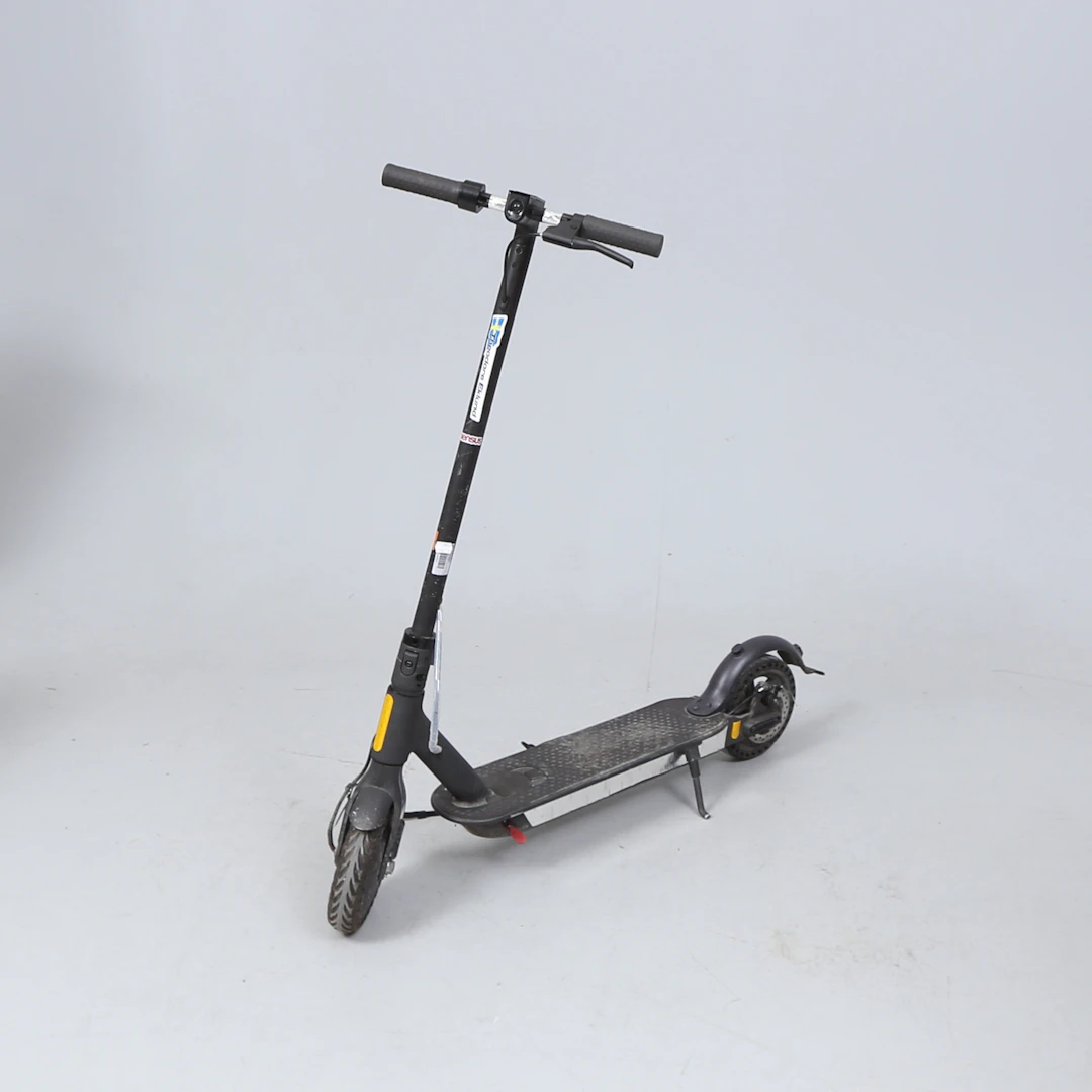 ELSCOOTER, Xiaomi, med laddare.