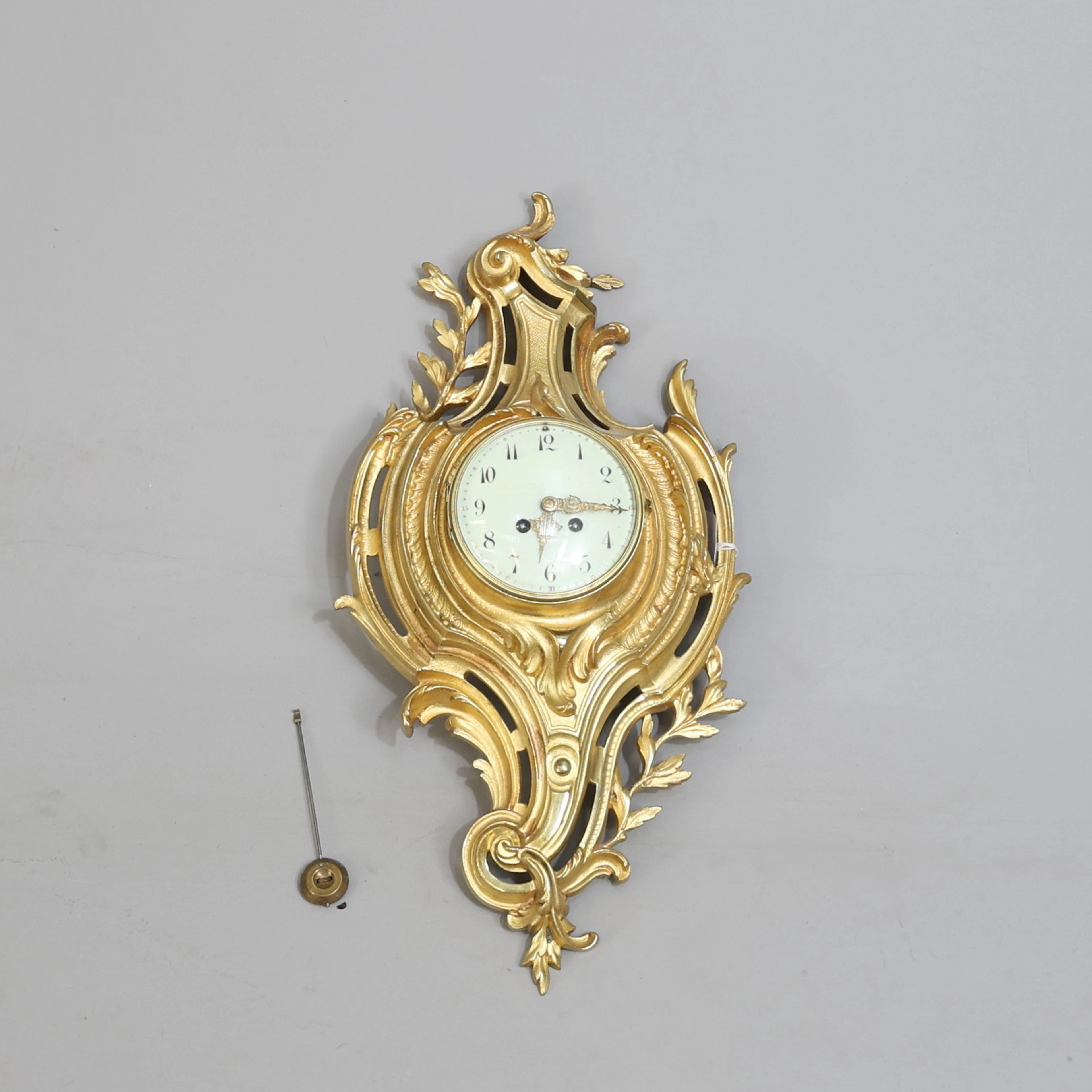 VÄGGPENDYL, förgylld metall, rokoko-stil, 1900-tal.