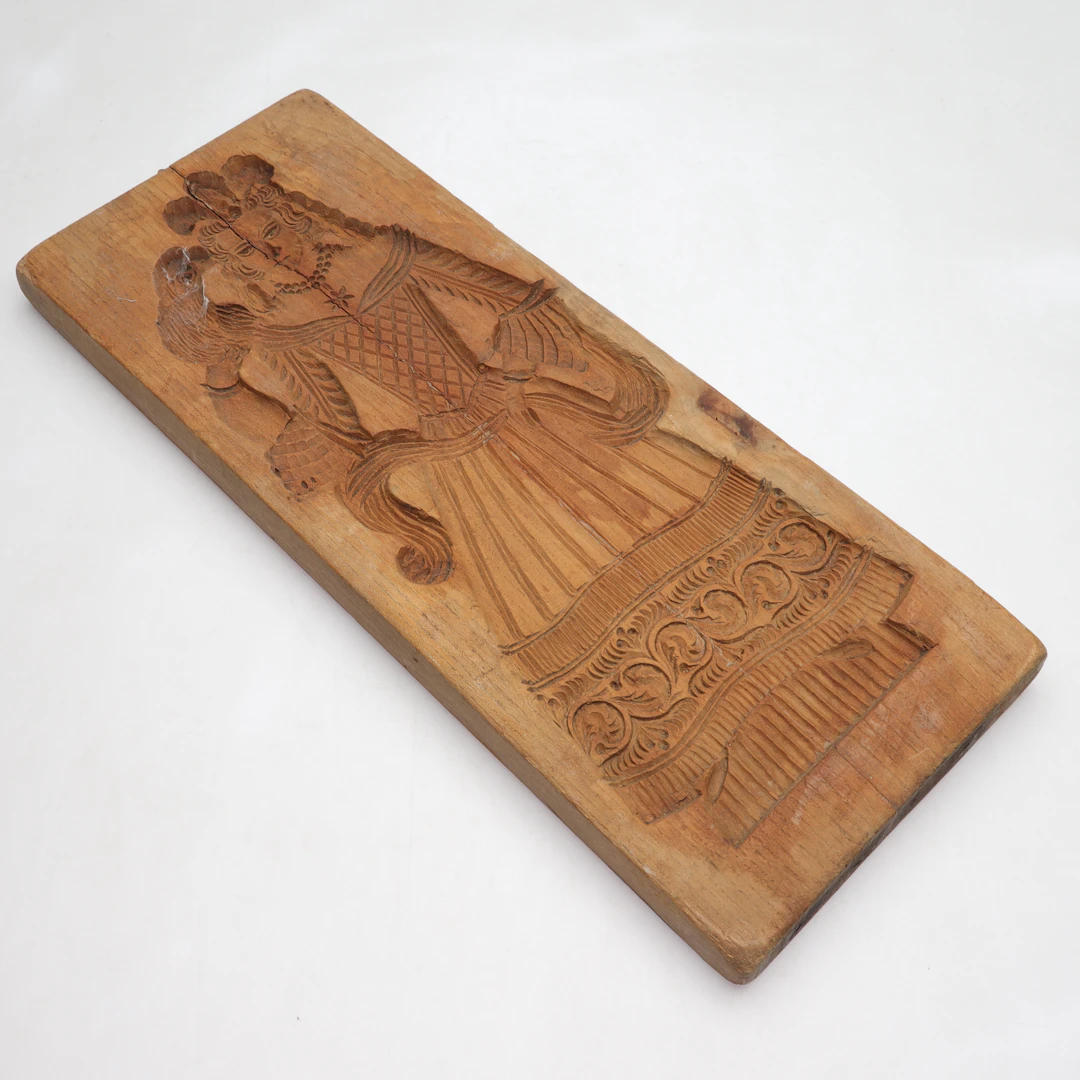 KOEKPLANK/KAKBRÄDA, trä, dubbelsidig, troligen Nederländerna, 1800-talets
