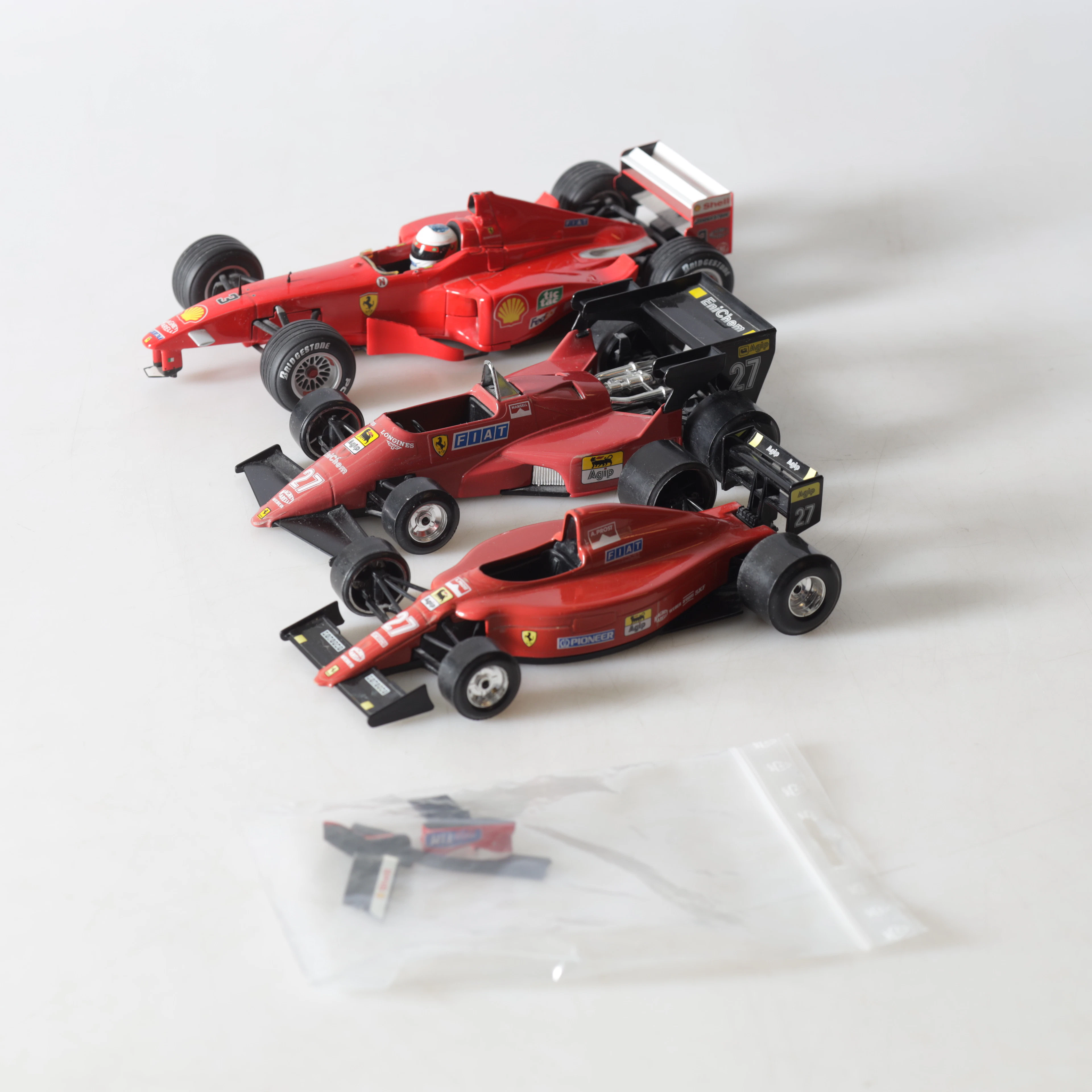 MODELLBILAR, 3 st., Ferrari, 1980-2000-tal.
