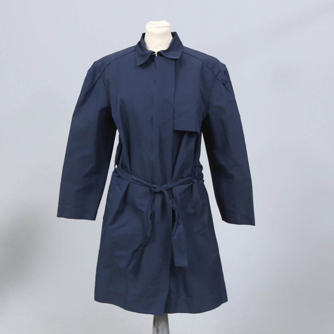 LANVIN. KAPPA, Lanvin, Bomullsmix, storlek 46, Made in France, 2009.