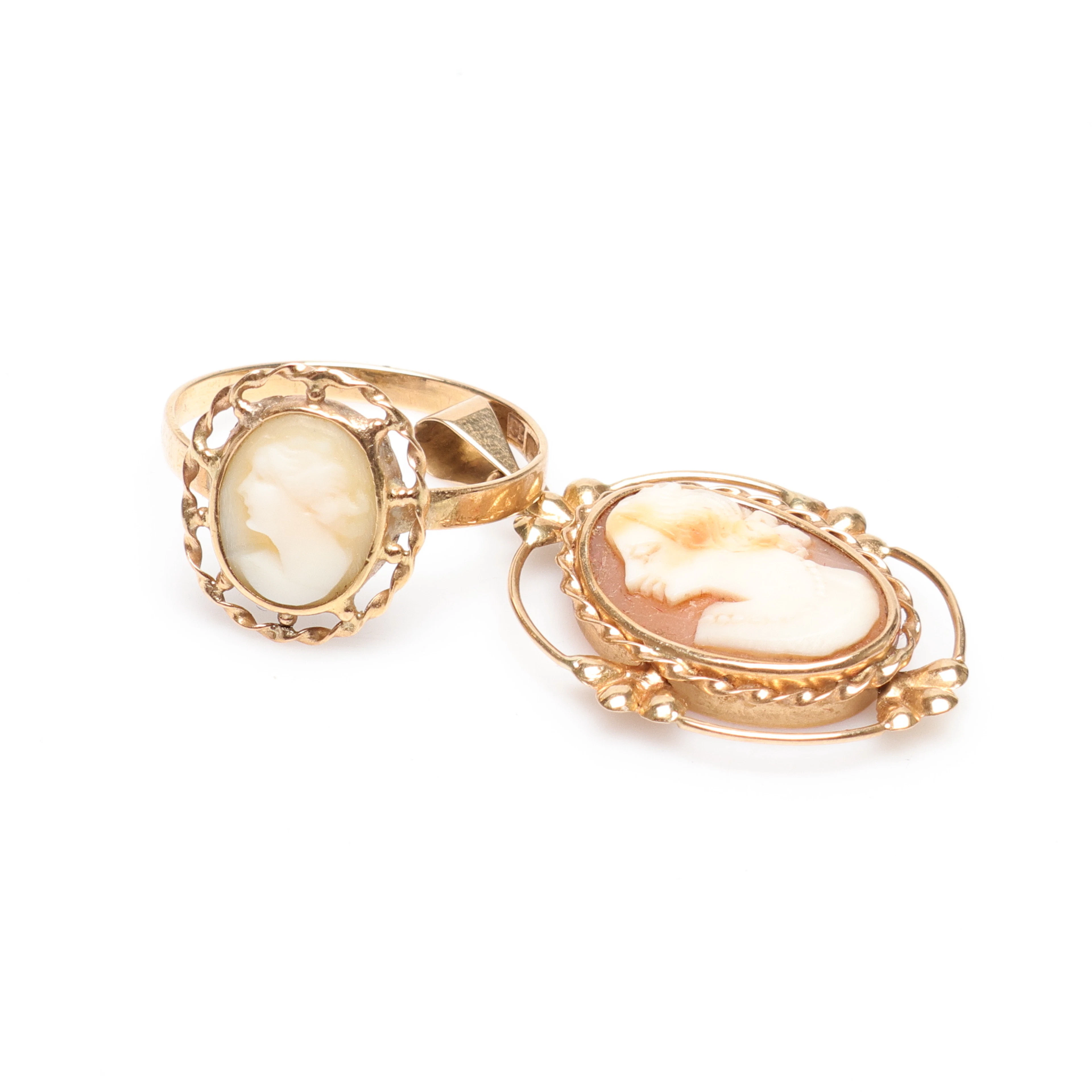 HÄNGE och RING, 18K guld, med camé, vikt ca 4gram.