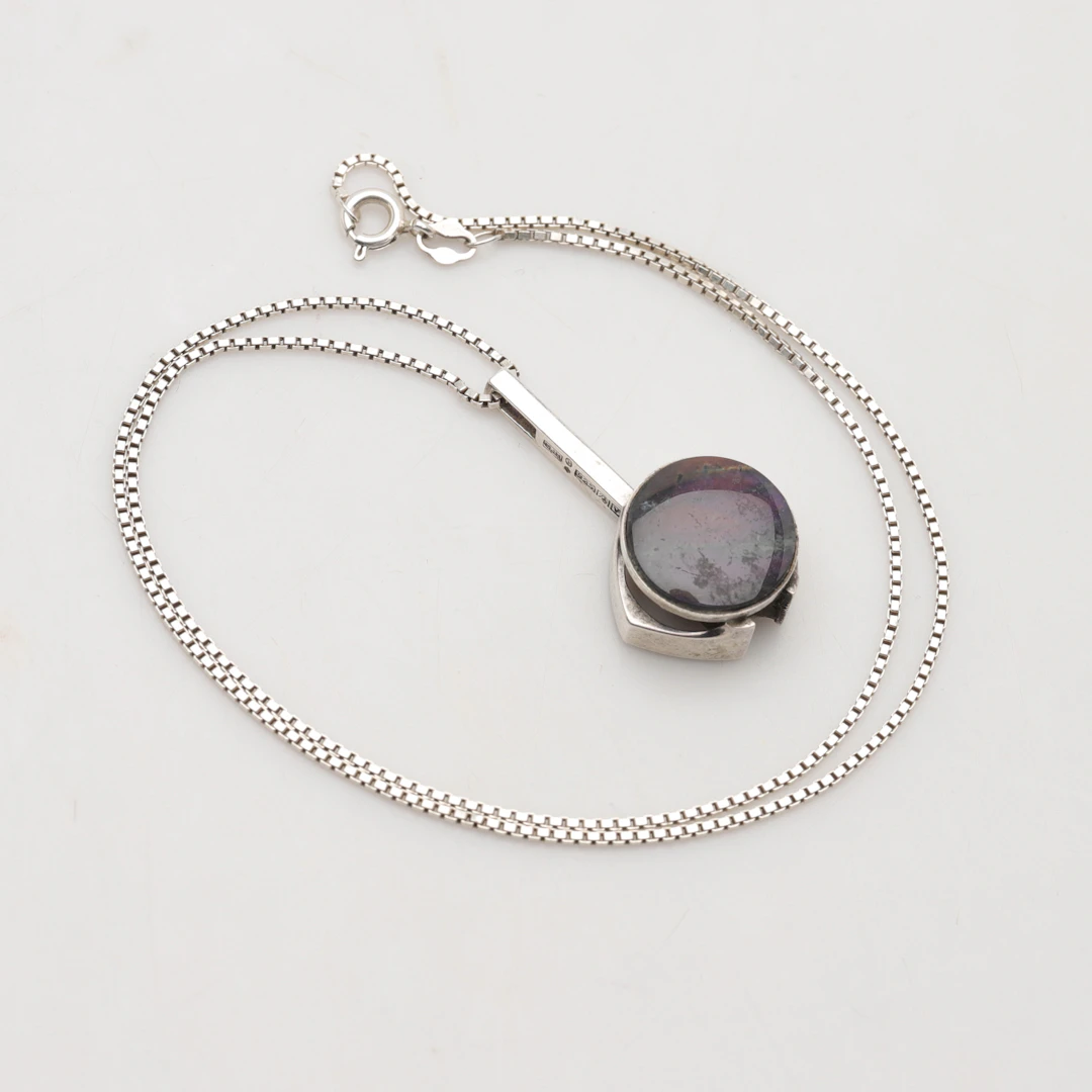 MATTI J. HYVARINEN. hänge med halskedja, silver, Finland.
