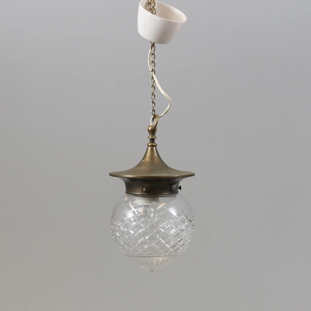 TAKLAMPA, glas och mässing, 1900-tal.