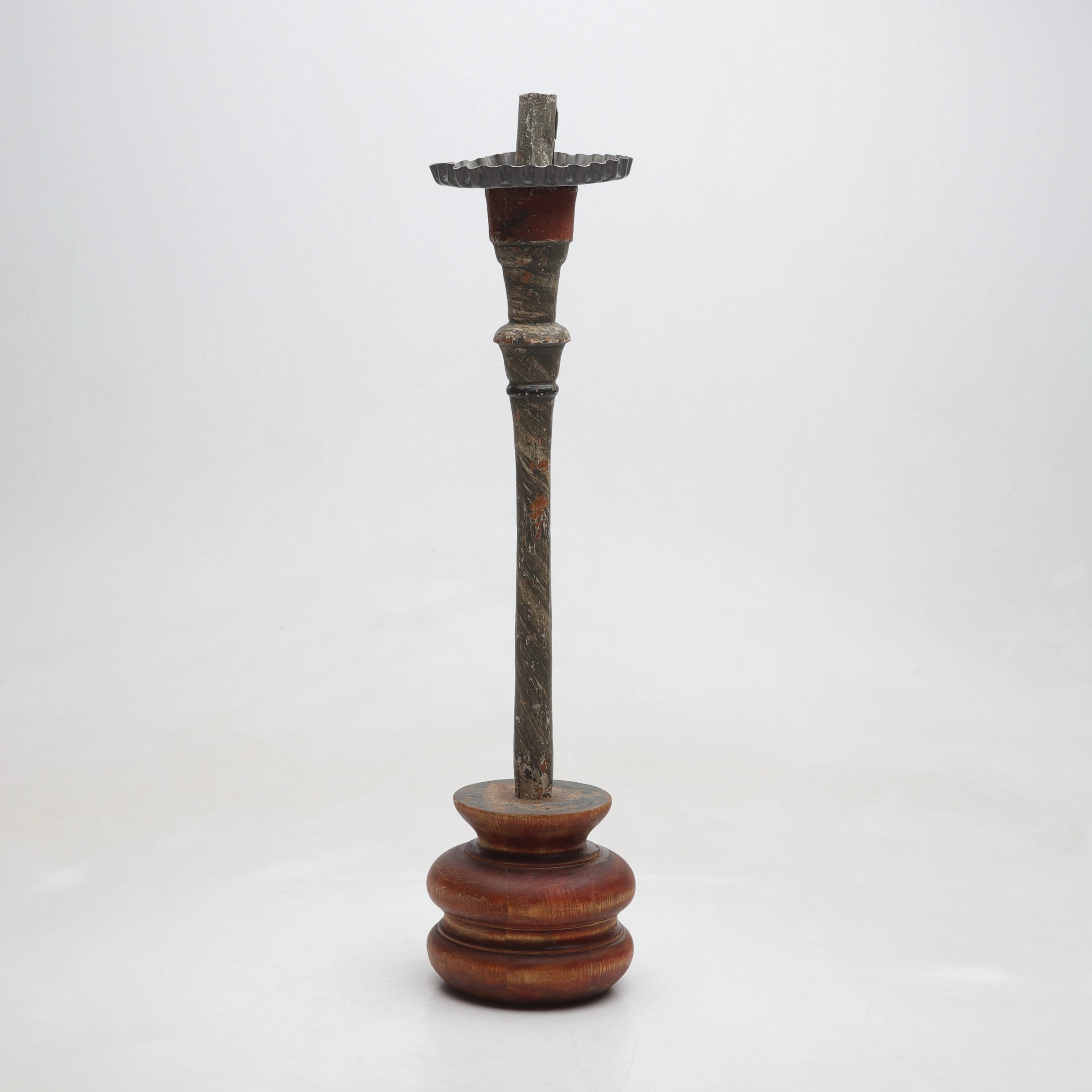 LJUSSTAKE, bemålat trä, allmoge, 17/1800-tal.