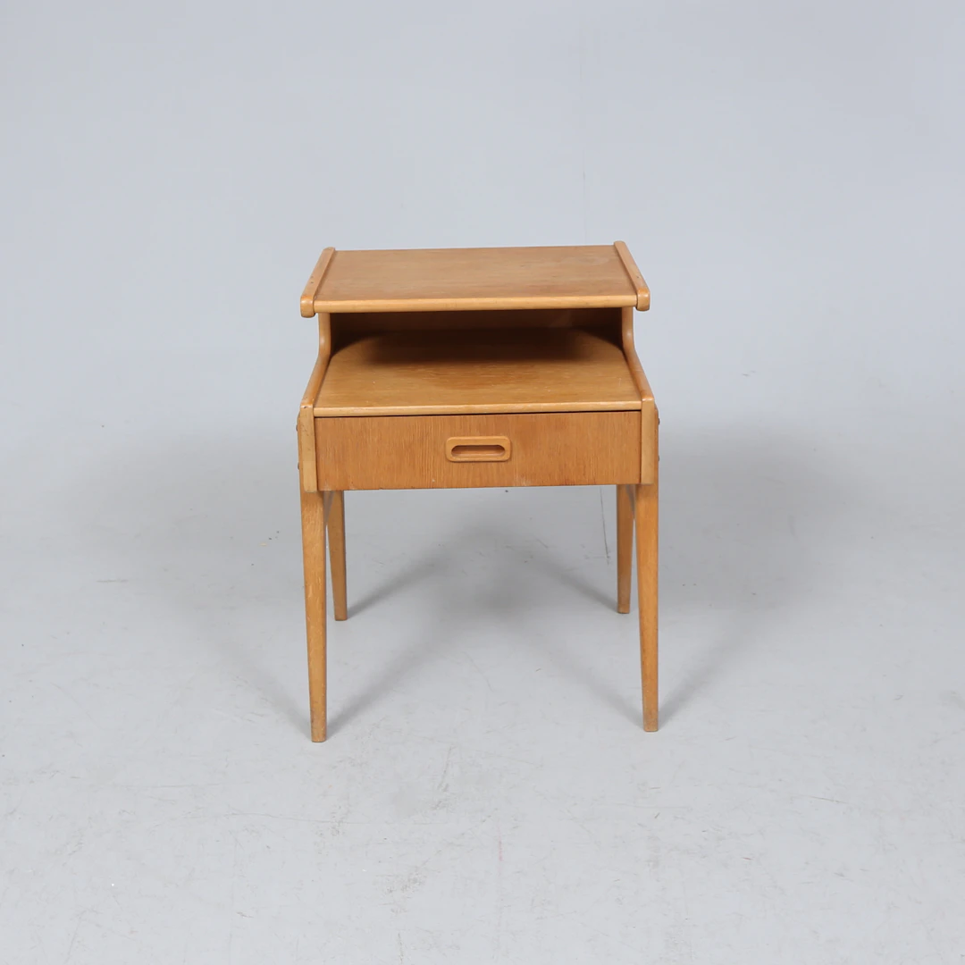 SÄNGBORD, ekfaner, 1960-tal.