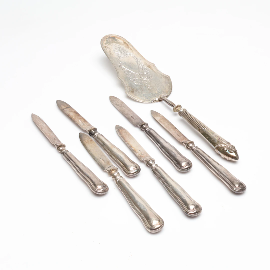 TÅRTSPADE, silver samt FRUKTKNIVAR, 6 st, vitmetall.