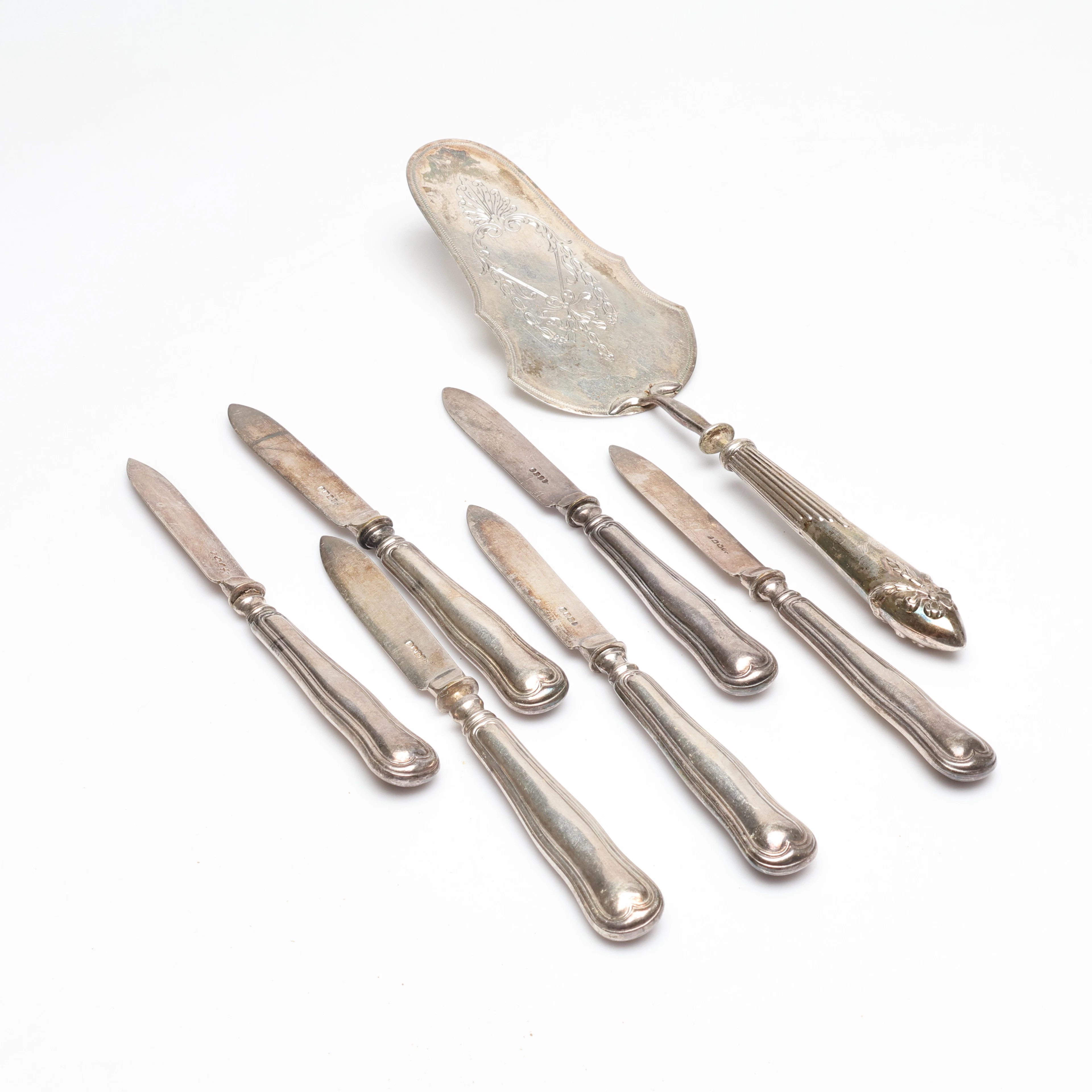 TÅRTSPADE, silver samt FRUKTKNIVAR, 6 st, vitmetall.