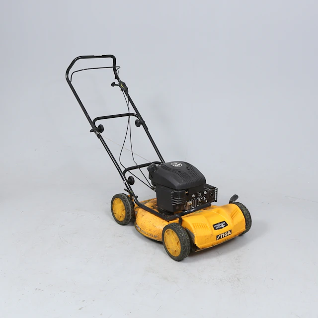 GRÄSKLIPPARE, Stiga SV 40 150 cc.