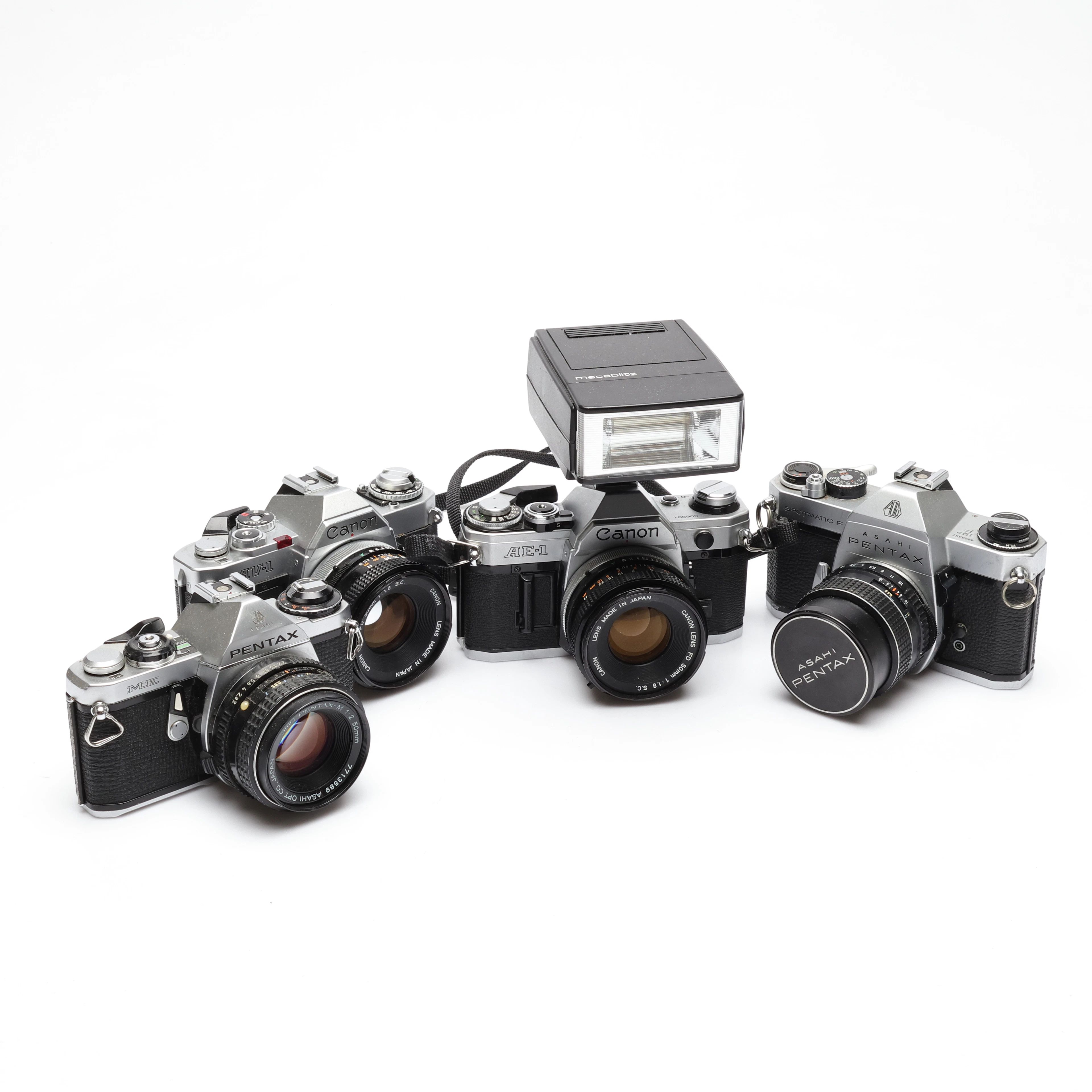 KAMEROR, 4 st, Canon samt Asahi Pentax.