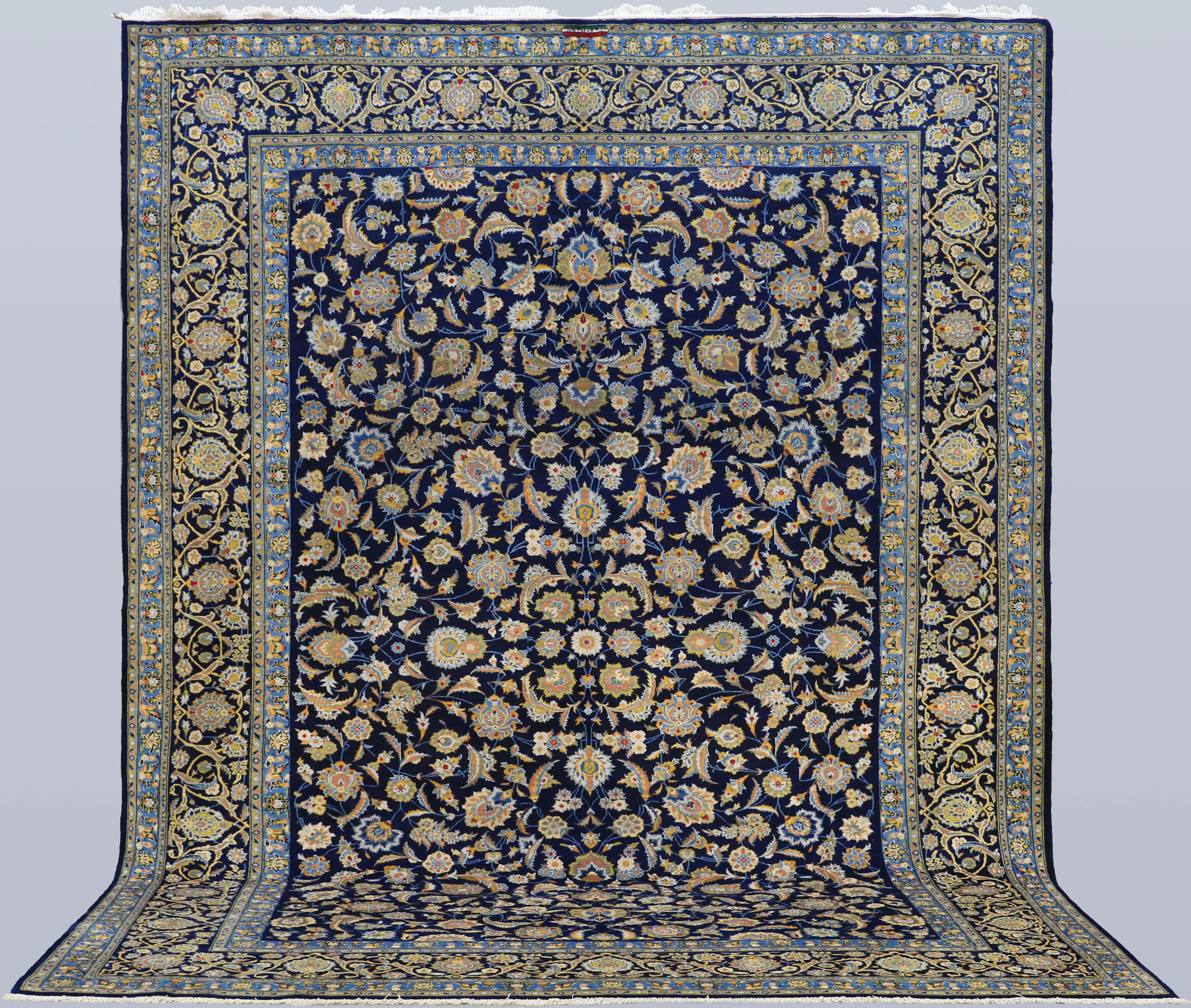 ORIENTMATTA. Blå Keshan signerad, 410 x 320 cm.