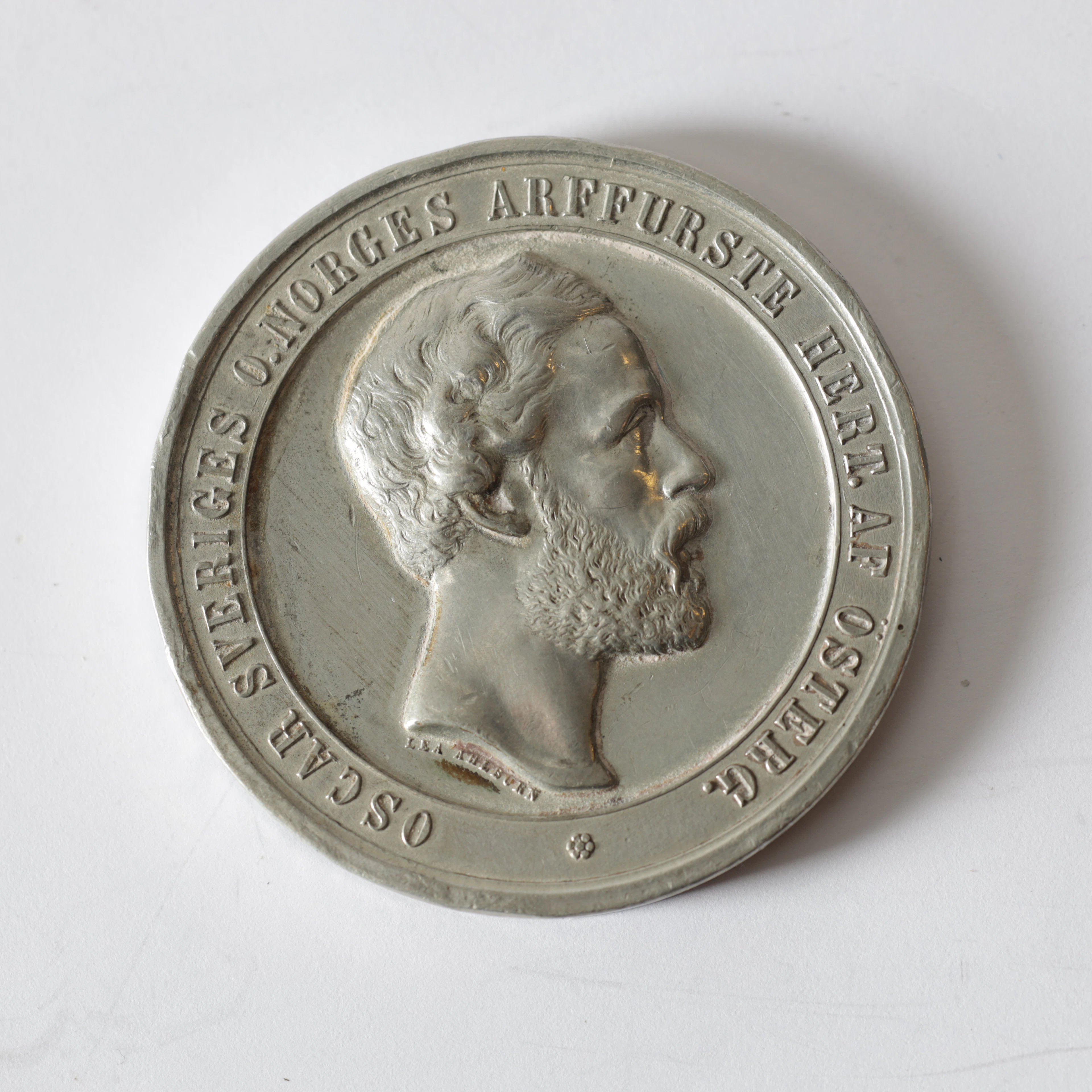 MEDALJ, vitmetall, Industriutställningen i Stockholm, 1866.