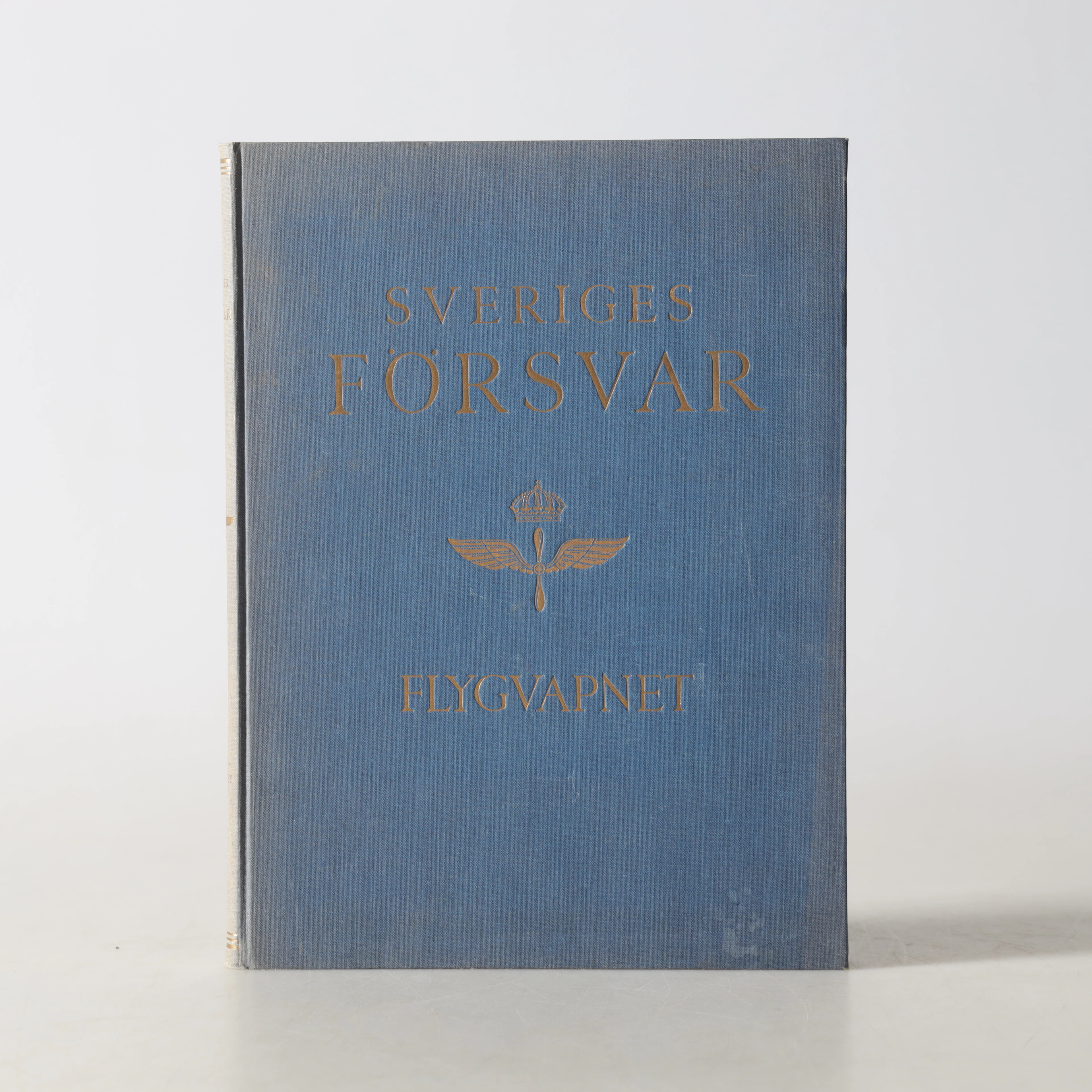 RED. ROBERT JOSEPHSSON. "Sveriges Försvar - Flygvapnet", Åhlén & Åkerlunds