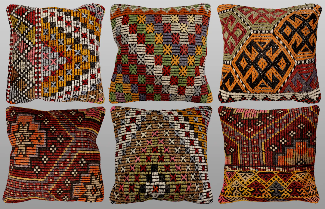 ORIENTMATTA. Parti Kuddfodral 6st, anatoliska Kelim fragment, 45 x 45 cm.