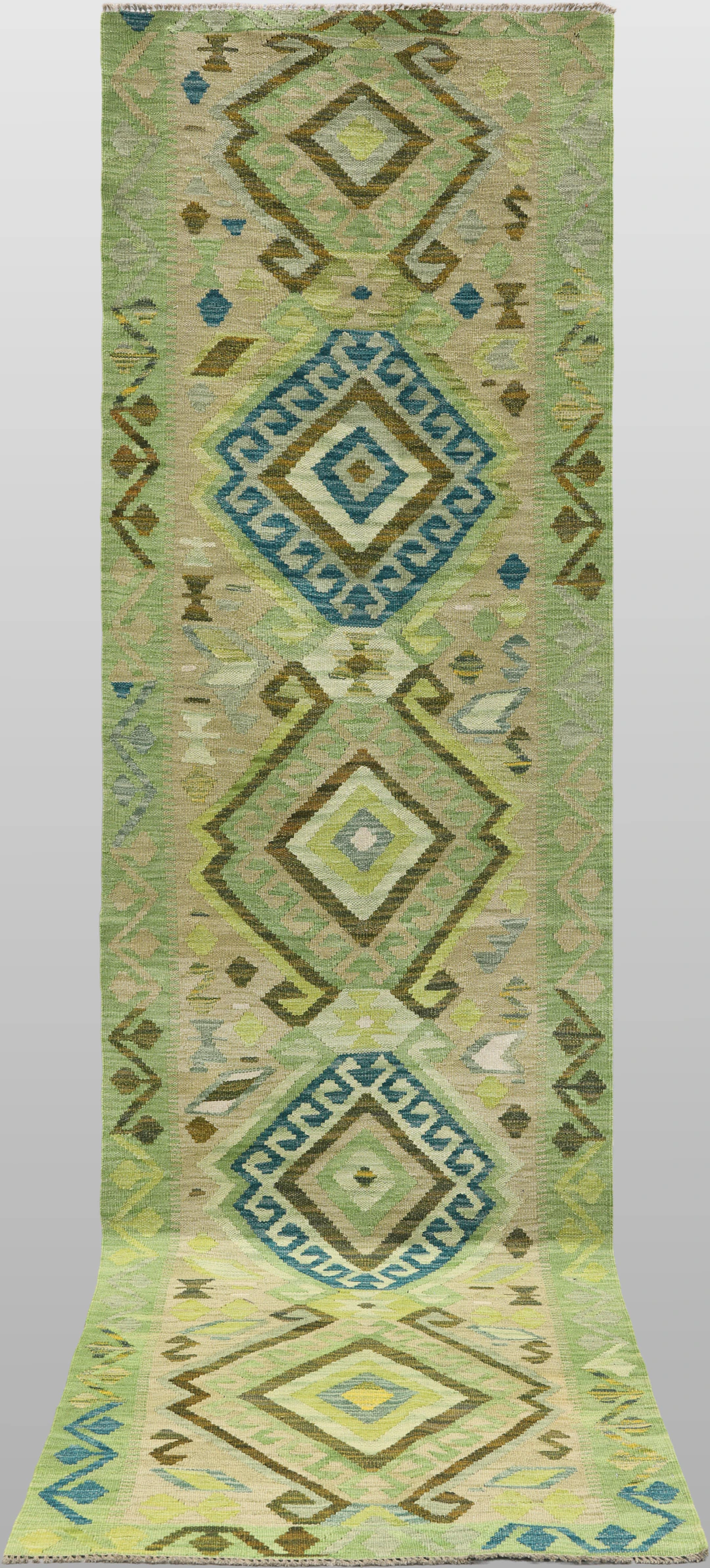 ORIENTMATTA. Kelim klassisk design, gallerimodell, 294 x 87 cm.