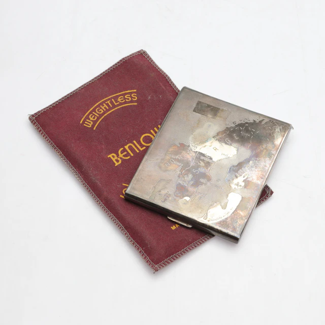 CIGARETTETUI, Nysilver, karta över Fennoskandia, C.G. Hallbergs.