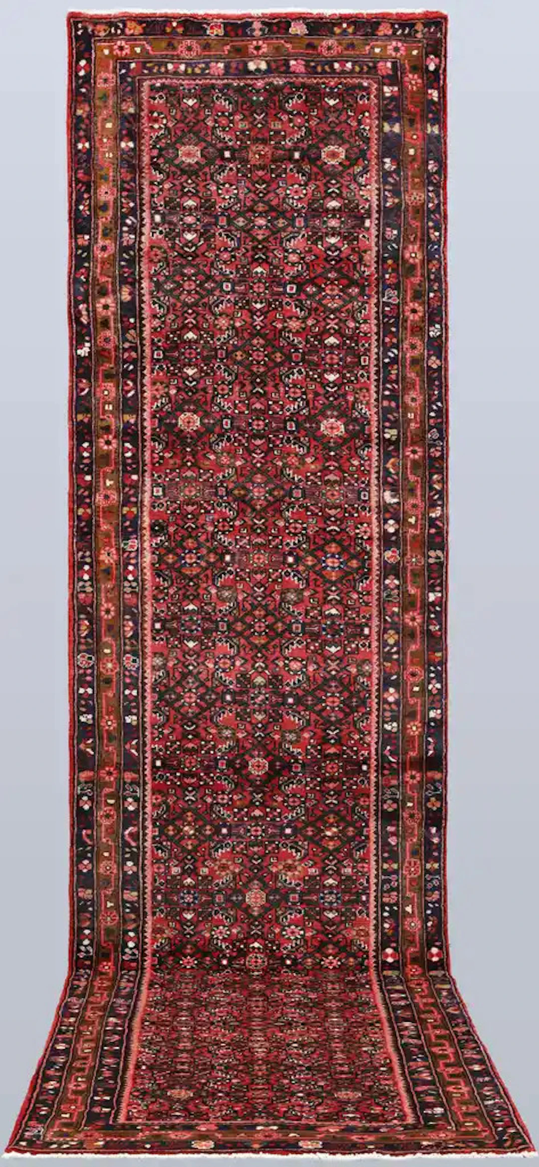 ORIENTMATTA. Hamadan gallerimodell, 445 x 115 cm.