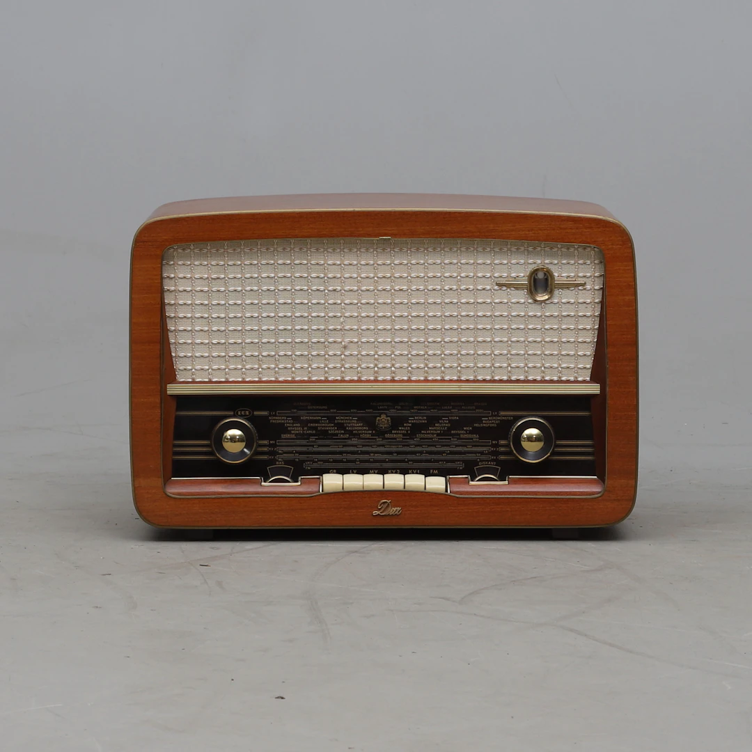 RADIO, Dux Typ V362.