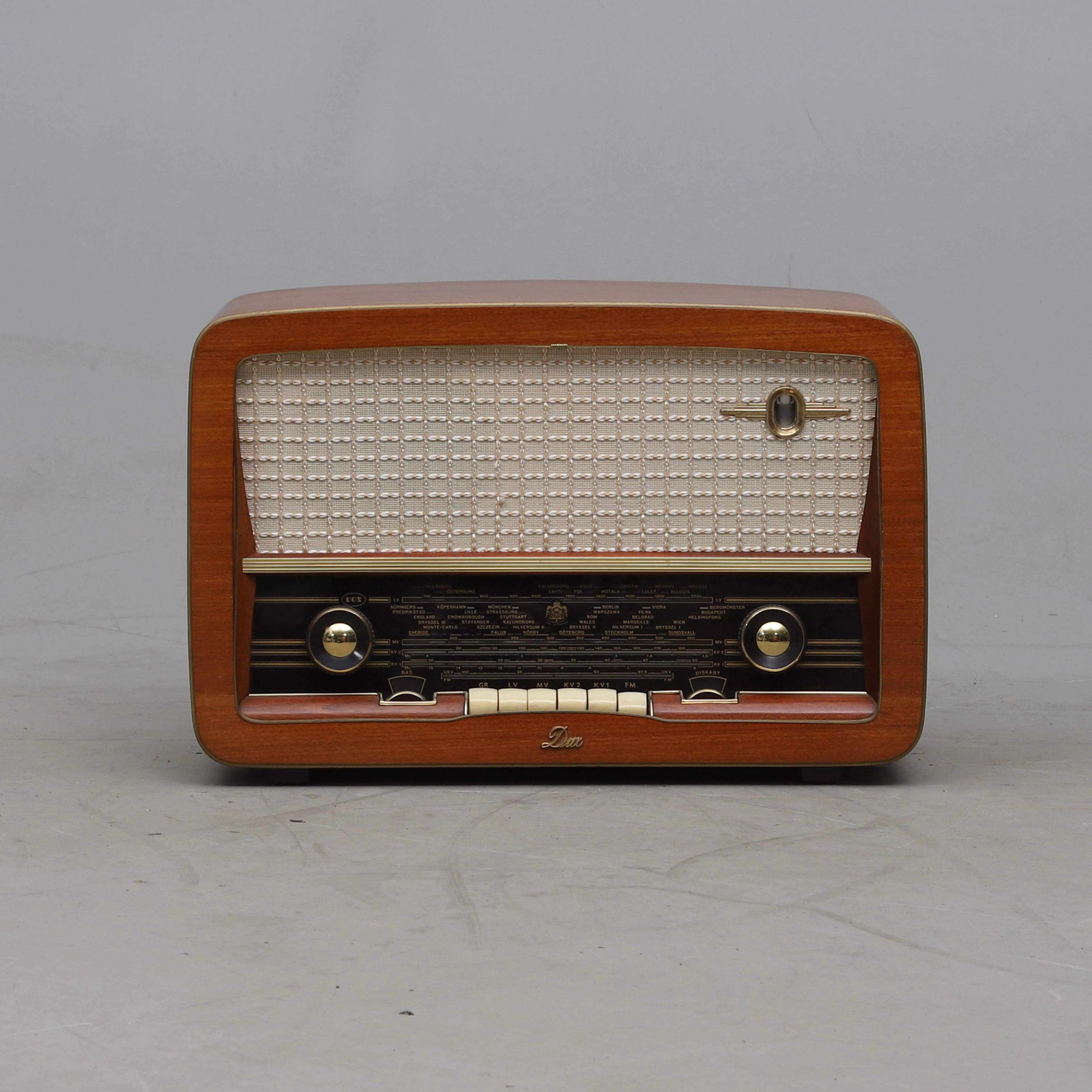 RADIO, Dux Typ V362.