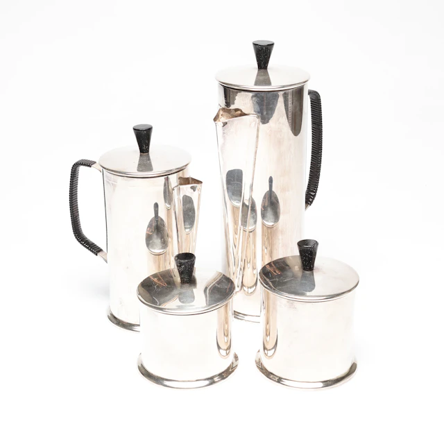 KAFFE/TE-SET. 4 delar, vitmetall, HT. Enterprises (Pvt) ltd, Storbritanien