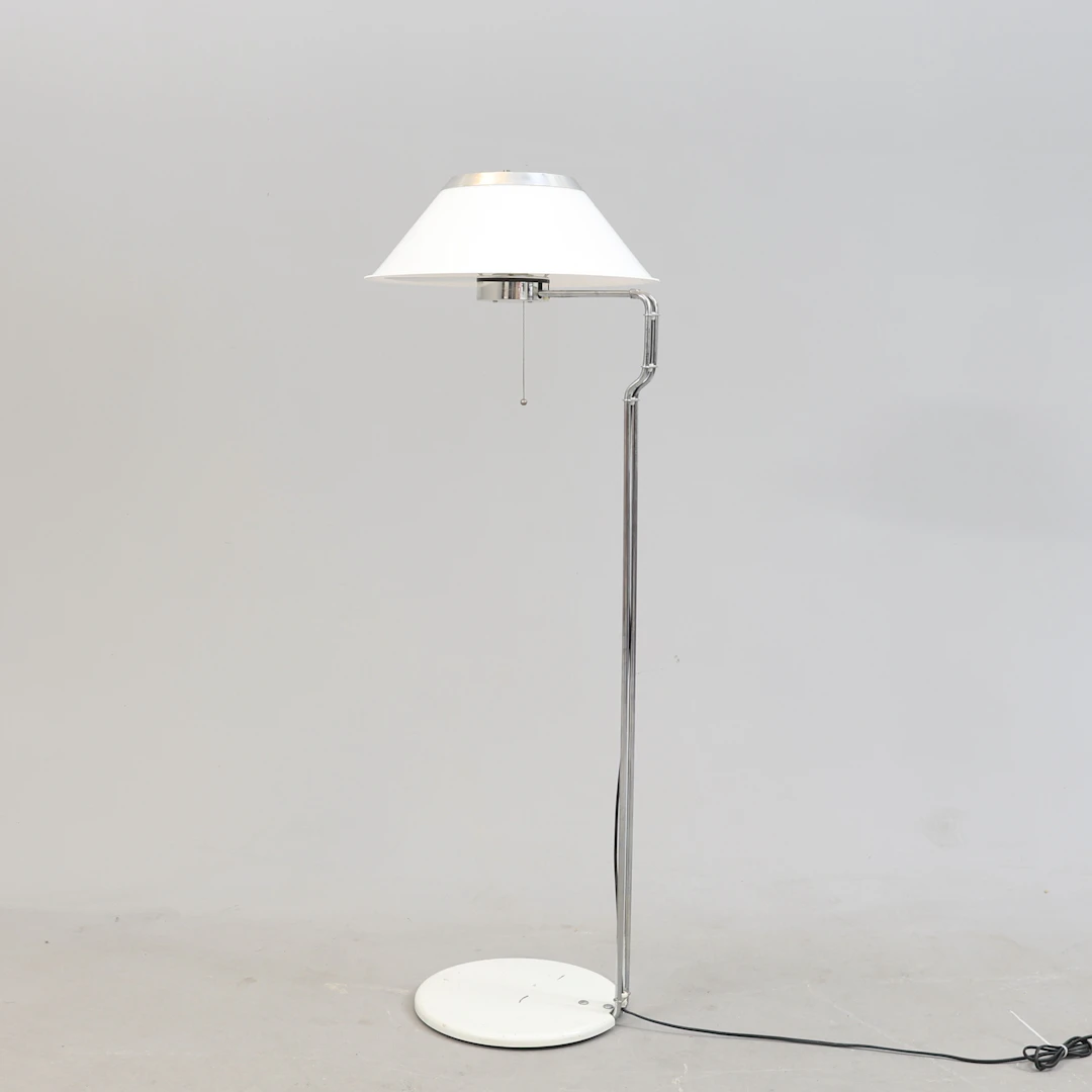 PER SUNDSTEDT. Golvlampa, "Mars", Ateljé Lyktan, Åhus.