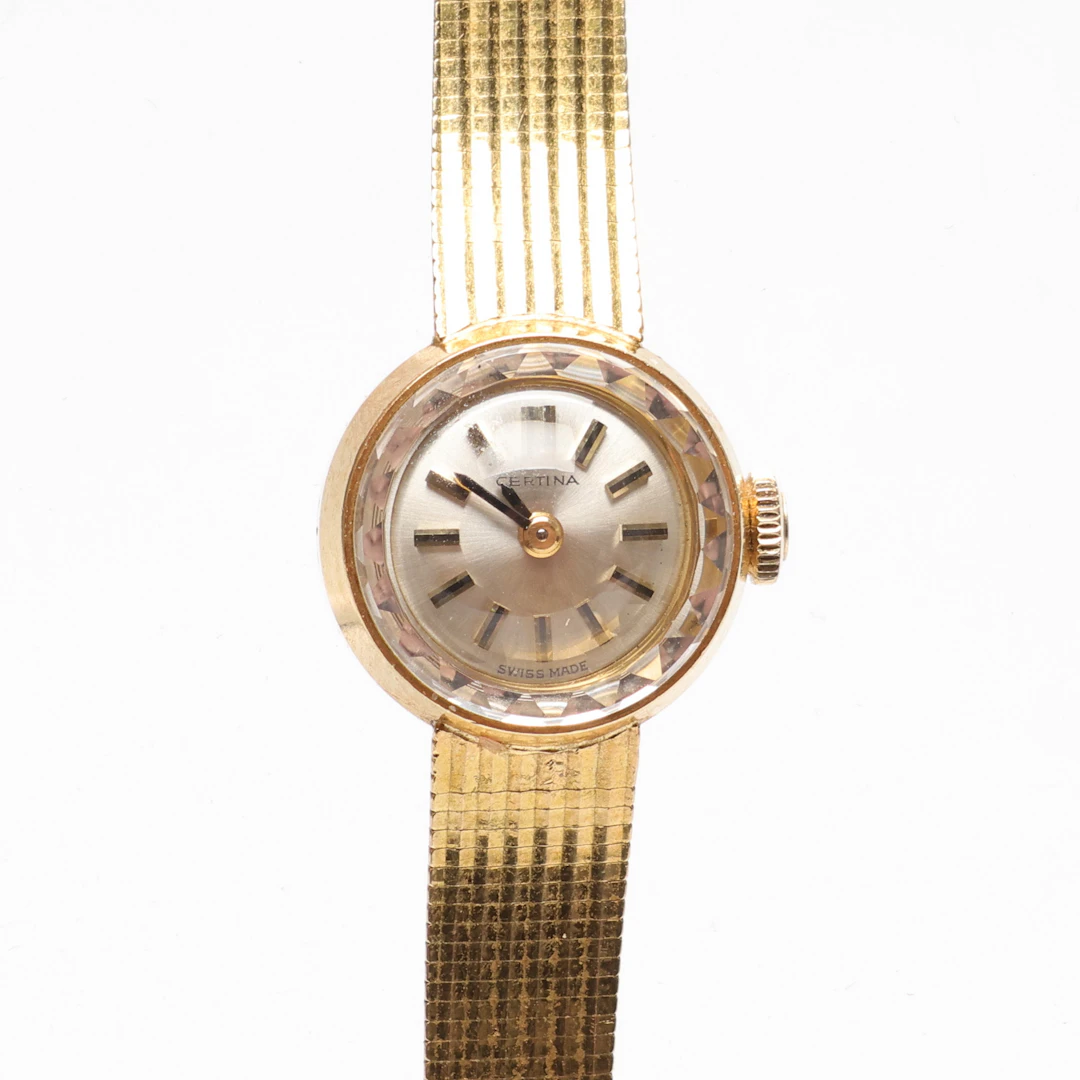 DAMARMBANDSUR, 18K guld, manuell, Certina. Totalvikt ca 19.5gram.