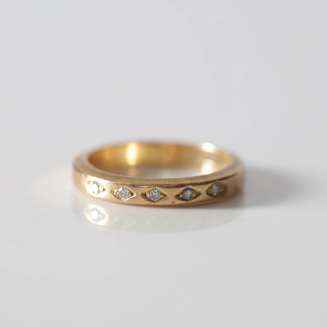 ALLIANSRING, 18K guld med diamanter, Guldvaruaktiebolaget G. Dahlgren