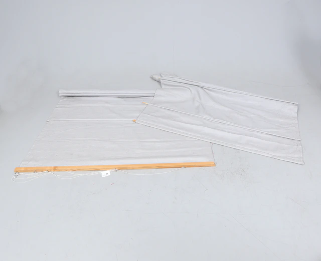 HISSGARDINER, 2 st, textil.